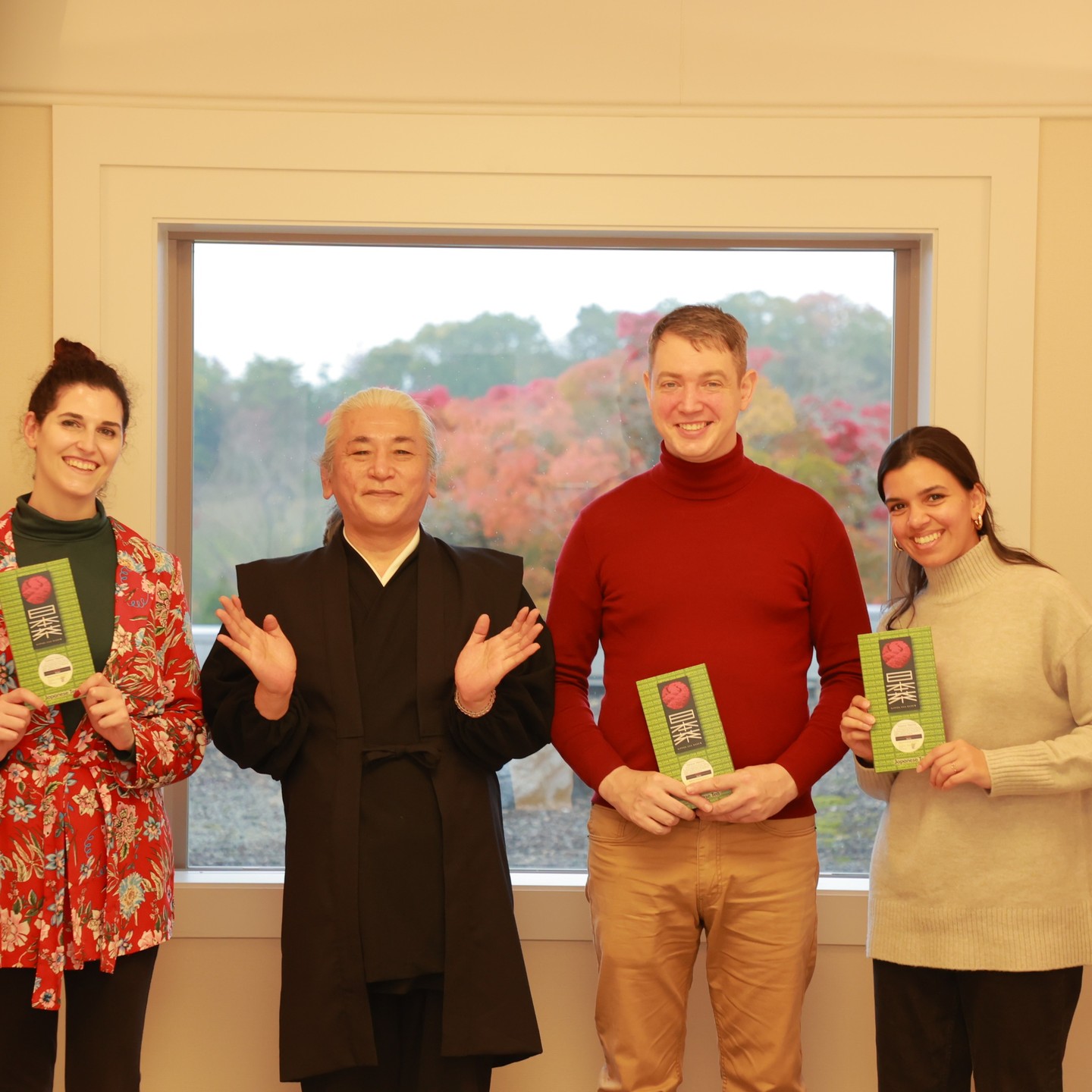 A heartfelt gift from the Japanese tea master—a moment that deepens your connection to the art of tea. 🍵
With every gesture and sip, you’ll find yourself drawn further into the profound beauty of the tea ceremony, where tradition and mindfulness come together.
Un cadeau sincère offert par le maître du thé japonais\u2014un instant qui renforce votre lien avec l'art du thé. 🍵
Chaque geste et chaque gorgée vous plongent plus profondément dans la beauté de la cérémonie du thé, où tradition et sérénité s’unissent.
#ExploreSetouchi #SamuraiJourney #SetouchiBreweryTour #SetouchiSamurai #JapaneseBrewingArt #SamuraiAndNature #HeritageAndFlavor