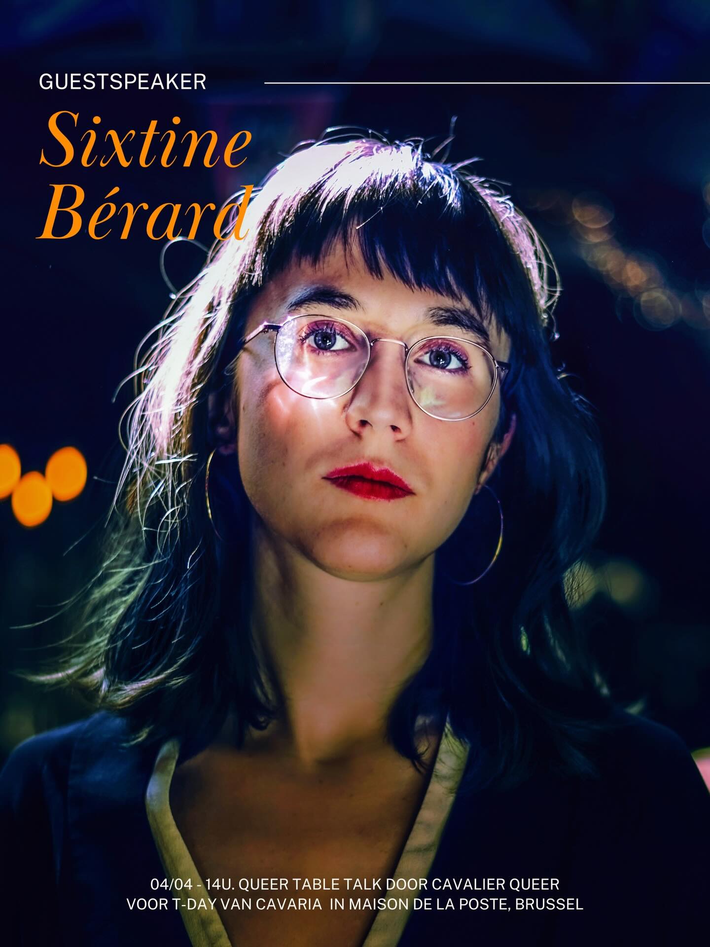 @sixtine_zoalsdekapel is een gastspreker in onze intergenerationele queer table talk over ‘Taal in Transitie’ voor T-Day op 04/04 om 14u in @maisondelaposte. Samen met haar onderzoeken we hoe taal verschuift, schuurt en soms tekortschiet in queer contexten. Sixtine is werkzaam als redacteur, boekhandelaar en schrijver. Als gretige lezer, luisteraar en babbelaar mijmert ze met een ‘feminist ear’, zoals Sara Ahmed het noemt, over ethische en epistemologische vraagstukken en hoe taal, media en instituties onze manieren van weten en spreken structureren. Haar romandebuut komt in 2027 uit bij De Arbeiderpers. Andere gastssprekers zijn sociologe @lensmarian en schrijver en consultant @joppe_dc . Moderator is @uwi.tempspournous Intro door @marijn8en en @biemdhondt Gratis maar wel inschrijven via de link in onze bio, website of via @cavariavzw Die trouwens ook een gratis lunch voorzien hebben vermits inschrijving!
Foto by @marijn8en
De IQTT’s maken deel uit van een breder traject rond queer erfgoed en worden gefilmd en gefotografeerd. Wil je niet herkenbaar in beeld? Laat het weten aan onze hosts — we voorzien een systeem om je privacy te respecteren. Consent is geen voetnoot, maar een actieve praktijk. Dit project wordt gesteund door verschillende culturele en erfgoed instellingen en de Vlaamse Overheid.
#tabletalk #taalinstransitie