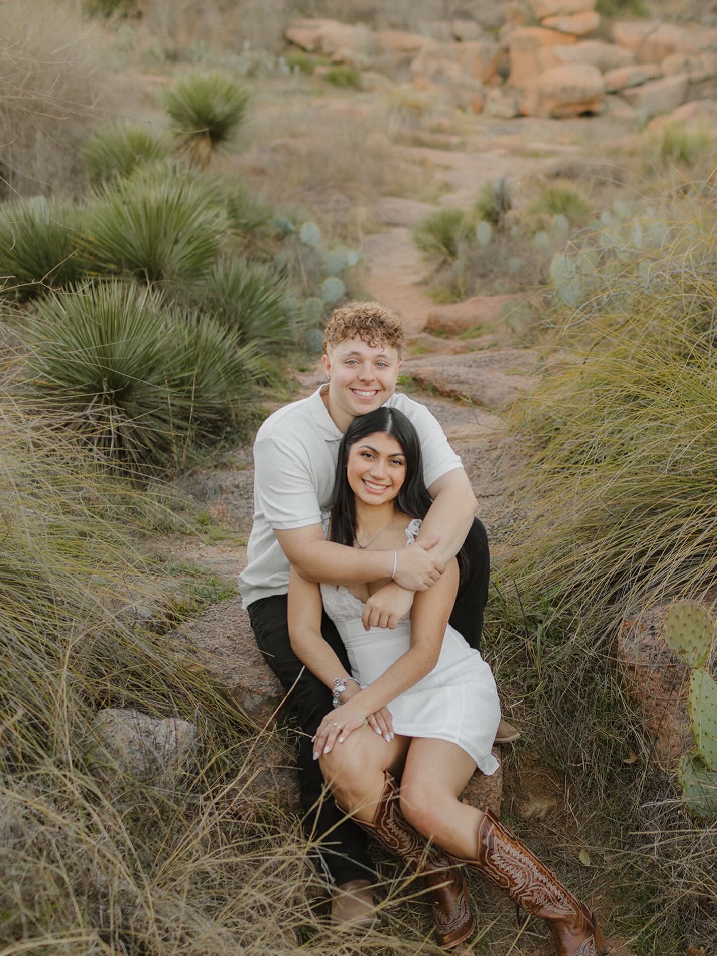 It is a very special day for Nicole Melody and Parker! 💌 We are honored to be their wedding planners and thankful they chose us to handle such a beautiful and important day! ✨They have the sweetest love story and most amazing family and we are so excited to celebrate their relationship today. Make sure to follow along their romantic day today on our stories! 🤍
📸: @graysonreesephotos