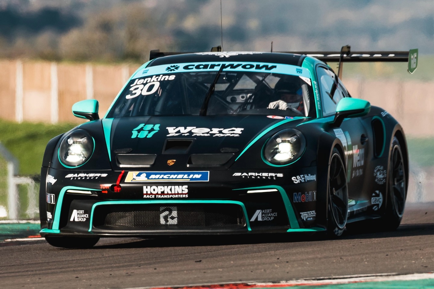 It was a fantastic day at Donington Park yesterday!
We finished up second fastest overall, with great pace in the car. A massive thank you to Team Parker Racing for their efforts and support.
Huge progress made from last year, so let’s make it count 💪
📸 @sammjoey
#willjenkinsracing #carreracupgb #motorsport #btcc @porscheraces_gb @carwow @allianceraceuk @weratoolsuk @weramotorsport @teamparkerracing @hopkinsracetransporters @asset_alliancegroup @reefertrailercentre @safholland_uk @thegreengroupuk @wstransportation @toolmaniacuk #weraallianceacademy
