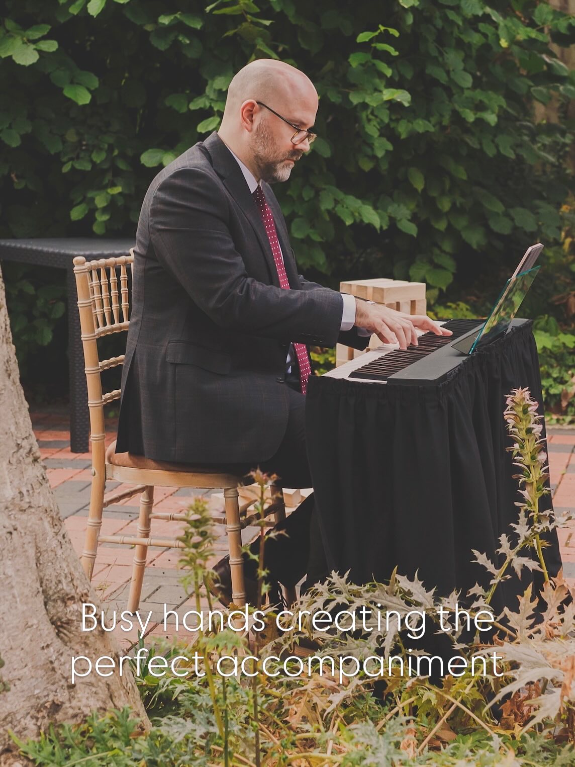 Busy hands are happy hands 🙌
It’s hard to catch a snap of Daniel’s pianist hands in action as they just don’t stop playing - whether that be playing from a personally chosen list of songs or selecting music to compliment the mood of a celebration!
Photographer @neilseniorphotography
Venue - Hadleigh Town Hall (The Guildhall)
www.daniellaw.co.uk (Link in Bio)
#suffolkwedding #2026wedding #2027wedding #ipswich #suffolk