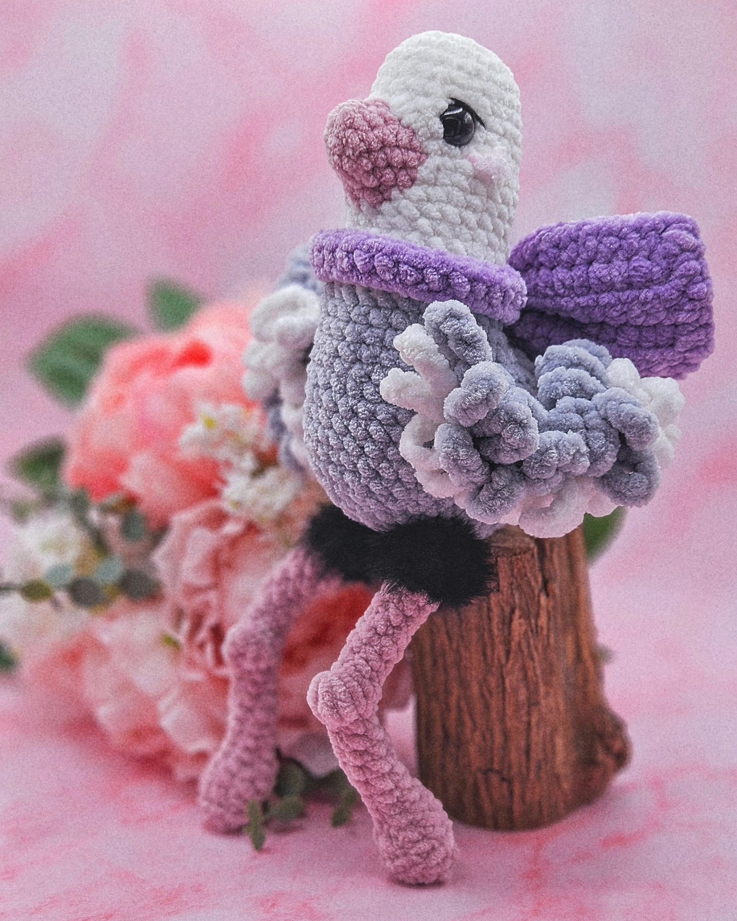 Miss Ostrich is ready for her closeup 📸🎀✨️
It's Day 13 of #AmiguruMay2025 and today's prompt is Closeup!
This beautiful ostrich was another pattern test for the wonderful @lex_in_stitches 🧶🫶🏻 and when I was taking photos of her the other day, I got serious old Hollywood vibes from her, and she would absolutely demand her closeup 🙂↕️🩷📸
.
.
.
.
.
.
.
.
.
.
.
#amigurumi #amigurumis #amigurumay
#crochetersofinstagram #crochetlover
#crochetaddict #crochetlove #crocheter #crochetlife #amigurumiaddict #crochetcorner #happyplace #stitchbystitch #stitchersgonnastitch
#crocheteveryday #crafthoarder #oldhollywoodglam #closeup