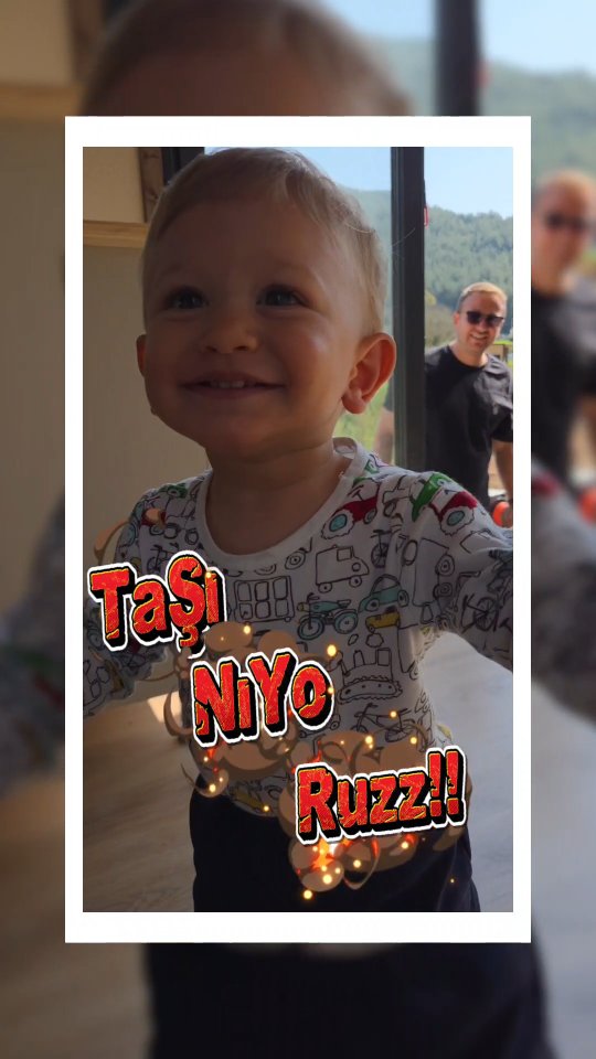 Akademik araştırmalar, günlük ev işleri, birey yetiştirme sorumluluğu *Merih* derken zaman yaşamadan akıp gidiyordu.. ama şimdi bebeğimle Doğanın tam kalbinde, minimalist bir yaşama adım atıyoruz! Bir bilim iletişimcisi ve anne olarak, doğayla iç içe, daha az eşya ama daha çok deneyim ve keşif odaklı bu yeni serüvenimiz için çok heyecanlıyım 😍❤️
Bebekle tiny house ta yaşam, bebegʻimle doğa keşfi, doğa etkinlikleri, bilimsel etkinlikler ve bu gelişim sürecinde yaptıklarımız için takip etmeyi unutma 😍
.
.
.
#tinyhome #Bebekgelişimi #tinyhouse #bebek #annebebek Bebekle küçük evde yaşam, bebeklw doğa etkinlikleri