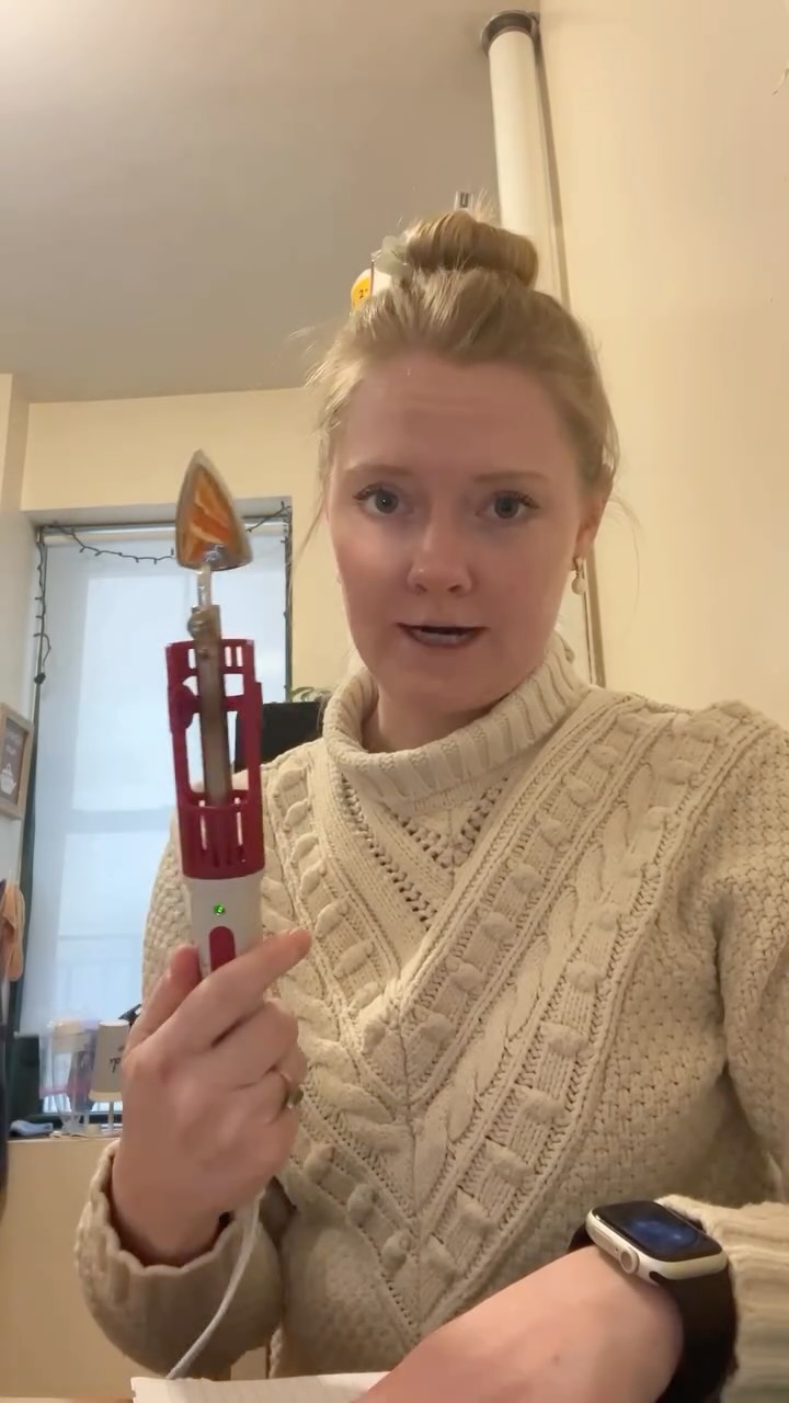 My wrist loves this iron, my finger tips do not!
#nycquilter #quiltersofinstagram #customquilts #quiltrepair #madewithbernina