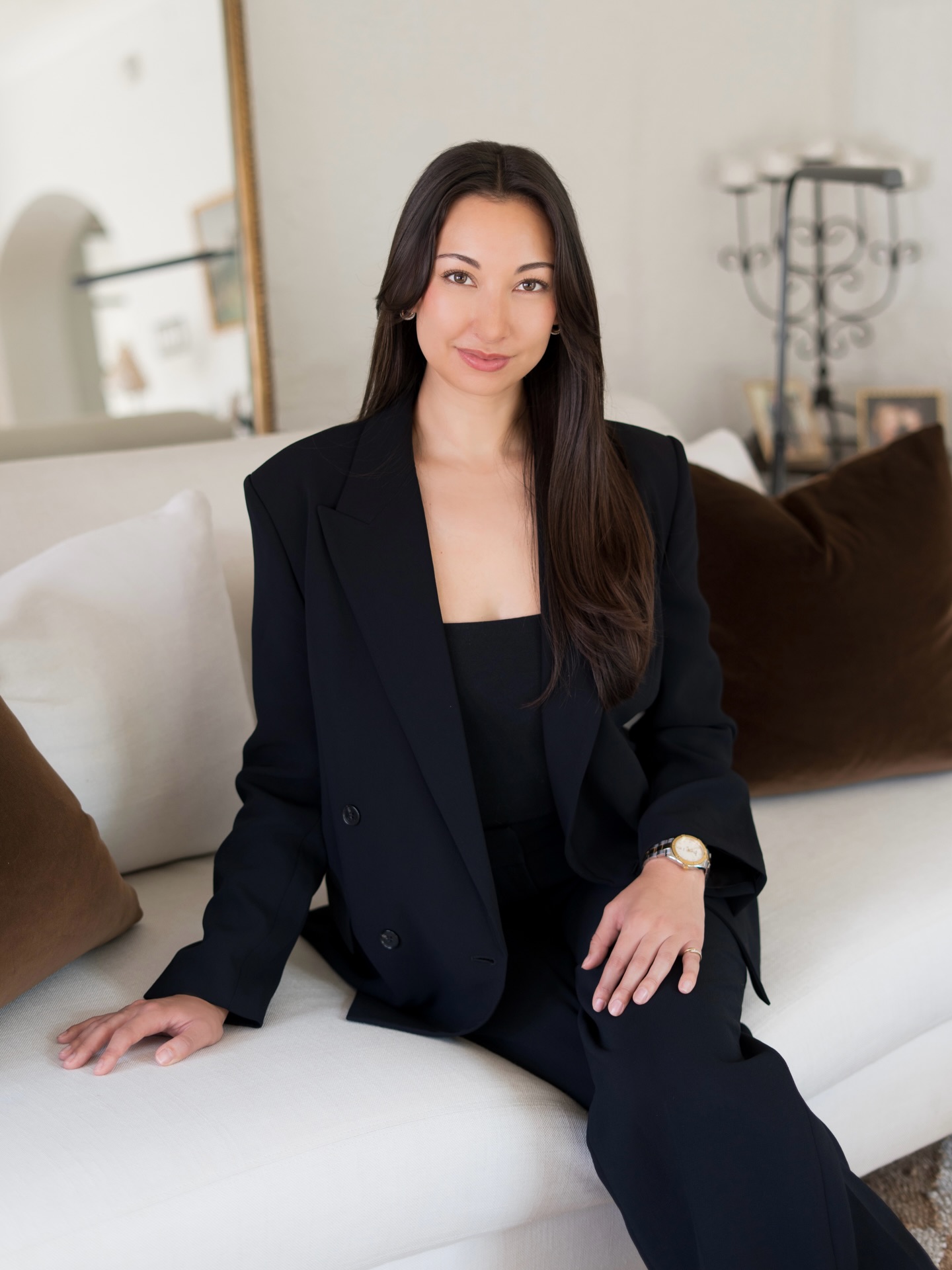 Hi, I’m Chloe! Long overdue headshots (it’s been 5 years!) felt like the perfect time for a little reintroduction whether we’ve just connected or you’ve been along for the ride 💫
Here we go:
∙ I’m a Los Angeles Realtor coming up on 7 years experience. I’m deeply relationship focused and passionate about empowering buyers, sellers, and investors with real education, strategy, and honesty
∙ I’m proud to be ranked in the Top 4% of Coldwell Banker agents worldwide 🌎
∙ I was born and raised in the East Bay (Alameda), but after nearly a decade in LA… it’s officially home
∙ UCLA Alum (Psychology) - go Bruins 💙🐻
∙ Fun fact: I’ve been training Muay Thai + Kickboxing for a year now and I’m hooked. I’m considering a training trip to Thailand as my next challenge
∙ Growing up, Mandarin was a native language. While I’ve lost touch with speaking it (I can still understand it well), I’d love to return to Taiwan one day to reconnect with it
∙ I used to be a professional real estate speaker and coach specializing in digital marketing. While I’ve since stepped away to focus on my business in LA, I’ve trained 2,500+ agents nationally and internationally
∙ One of my 2026 goals is to embrace being young at heart again and exploring LA with a new lens! I want to appreciate the small things our city has to offer and discover new places (especially when it comes to food)
At the core of everything I do is creating a space where you feel supported, informed, and never pressured. Buying or selling a home is a big decision and for most, it is the biggest decision you’ll ever make and you deserve to feel confident in that process.
Whether you’re thinking about making a move this year or just starting to explore your options, I’m always here to help you strategize and prepare. Text or call me anytime to schedule a no-obligation consultation.
Anything else you’d like to know?
Warmly,
Chloe de Verrier
📲 Direct: 310.890.9656
@coldwellbanker
CalDRE: 02102240
Photo taken by @varuj_c