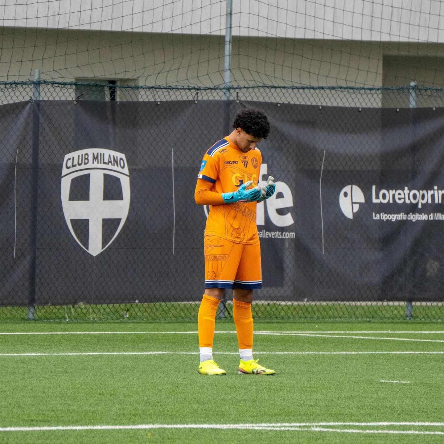 First time in Serie D ✨ @_.issam____
#wearechisola