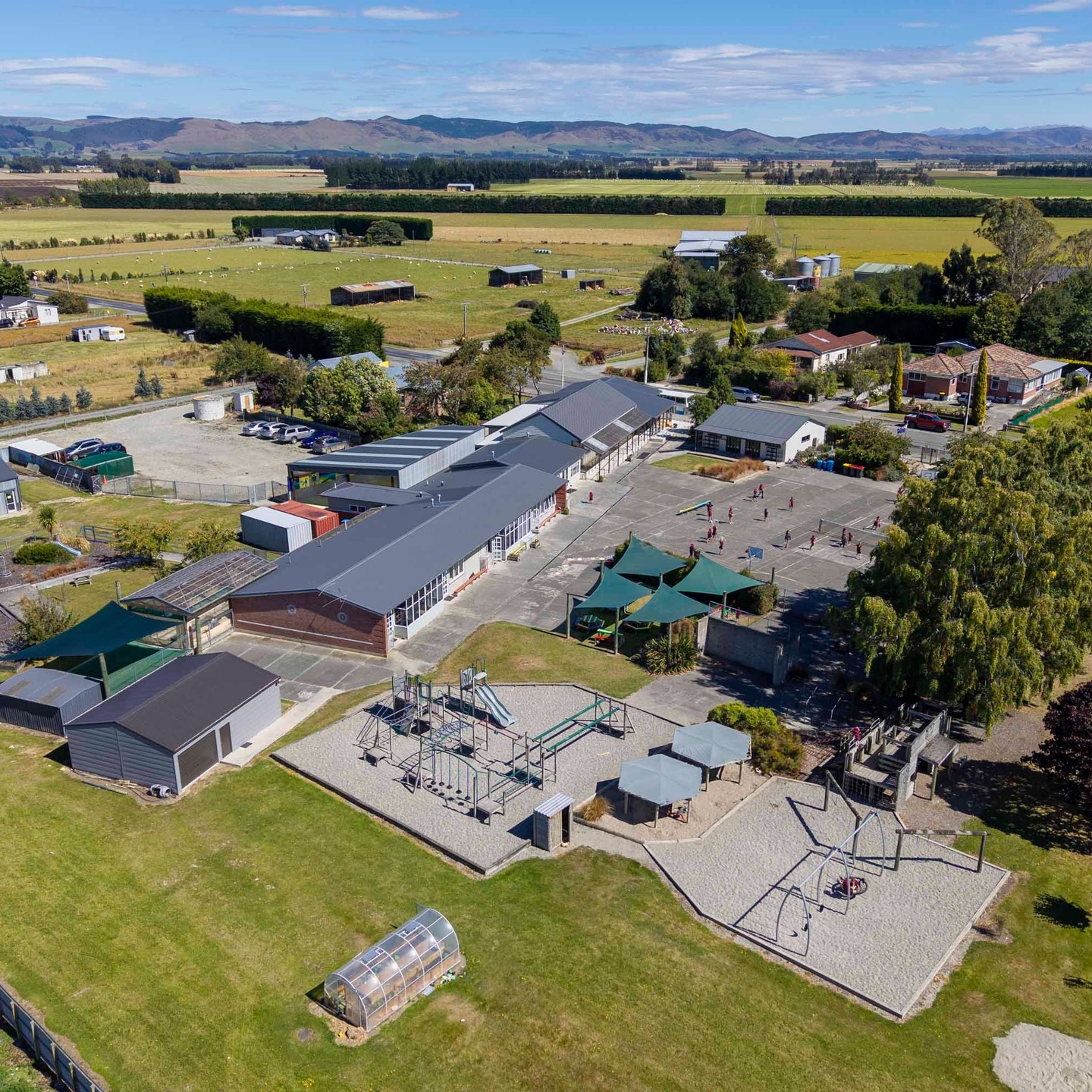 A bird’s eye view of Balfour School on a stunning Southland day ☀️
Set amongst farmland and wide open spaces, our school offers a unique environment where students can learn, explore and thrive.