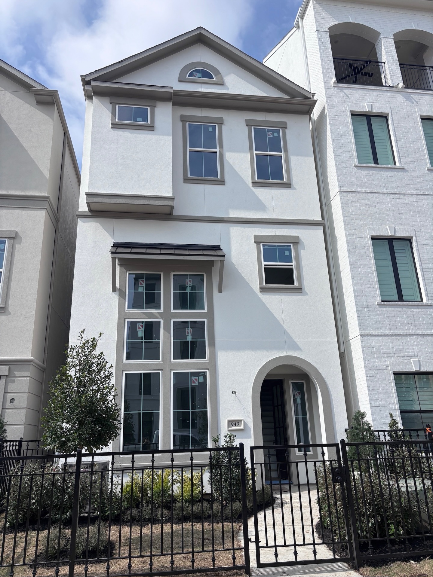 European-inspired streets, canal views, and a level of privacy that’s rare inside the loop.
Introducing the Rosalie plan by Riverway Homes — 3 bedrooms, 3.5 baths, and thoughtfully designed open-concept living across 2,572 square feet.
A true retreat in the heart of Houston.
📍3506 Dorset Cliff Ln | Houston, TX 77055
📍3509 Eaton Estates Ln
📍 947 Blackshire Ln
📍 949 Blackshire Ln
𝙏𝙝𝙚 𝙄𝙫𝙮 𝙂𝙧𝙤𝙪𝙥:
𝘿𝙞𝙖𝙣𝙖 𝙂𝙖𝙣𝙘𝙝𝙚𝙫 – 281-467-7740
𝙋𝙖𝙢𝙚𝙡𝙖 𝙂𝙧𝙚𝙚𝙣 – 310-980-4723📧 𝙏𝙝𝙚𝙄𝙫𝙮𝙂𝙧𝙤𝙪𝙥@𝙍𝙞𝙫𝙚𝙧𝙬𝙖𝙮𝙋𝙧𝙤𝙥𝙚𝙧𝙩𝙞𝙚𝙨.𝙘𝙤𝙢