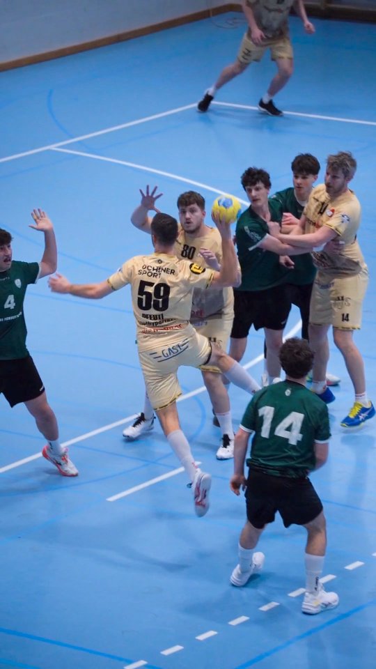 @hubachersamuel 🤝🏼 Simon Pfeuti 💥
Diese Kombo heute 17:00 noch ein letztes mal im CIS zu sehen bevor Pfeuti zum Saisonende seine Karriere beendet!
Drum chum vrbi!!!
#handballschweiz #handball #balonmano #tvsolothurn #handebol
