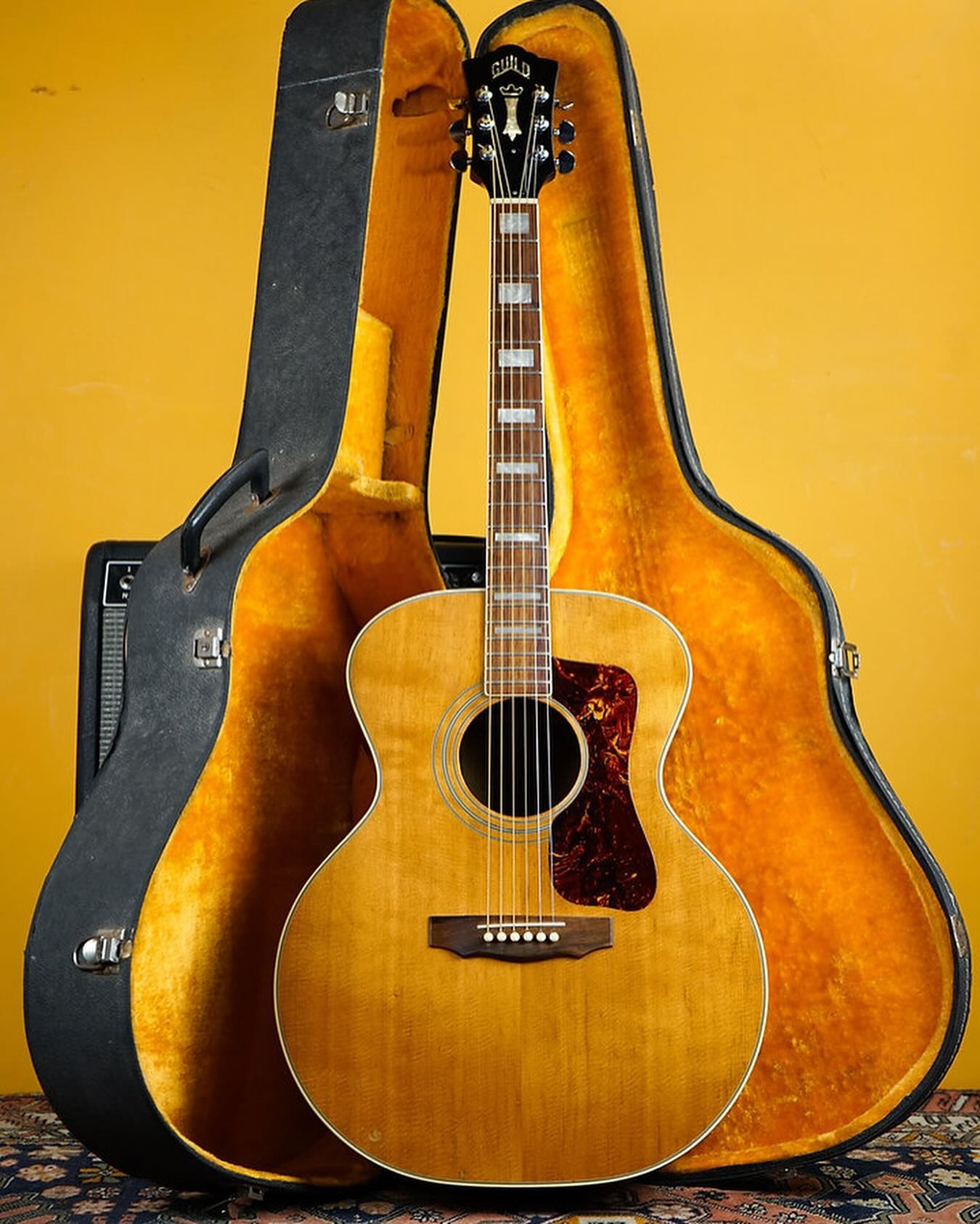 1973 Guild F-47.
Complete with its original hard case.
A top-of-the-line 70s Guild, sitting just below the F-50. I love vintage Guilds; they’re comfortably the same quality as their USA contemporaries while almost always sitting at far more competitive price point. A lot of vintage acoustic for the money!