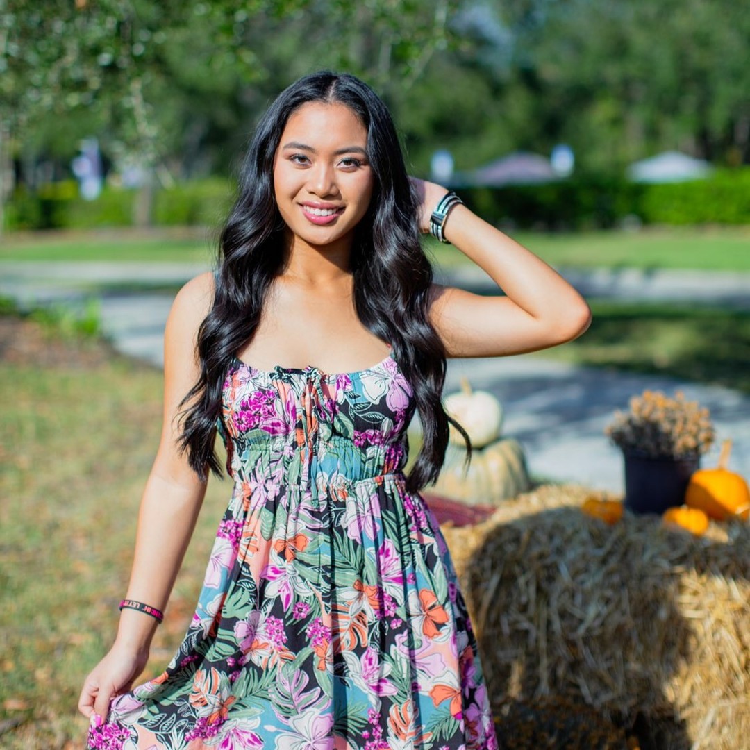 ✨ Shining Bright: Mia’s Inner and Outer Beauty ✨
I’m so grateful to have Mia as part of Thee Tan Haus family~ At just 15, she’s already a powerhouse! A leader with a heart full of ambition and grace. It’s not just her stunning beauty that stands out but the way she carries herself with confidence, kindness, and poise. @miaflygirl_ you’re a true leader in the making, and your impact is already undeniable!