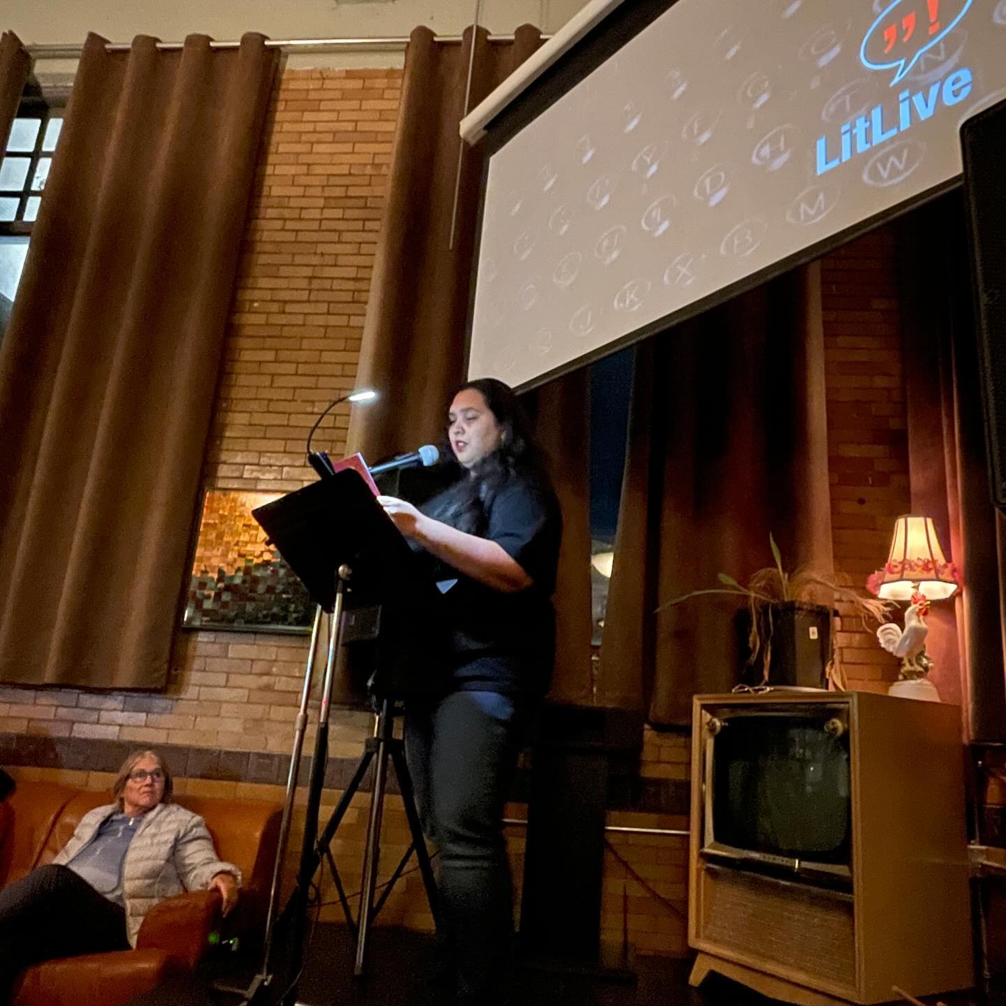 Snapshots from the November Lit Live at @thestaircase featuring stellar authors @snehaskanta @vincent.anioke @aaronkreuter8 @mmccnn 🎤📖🎤 #hamont #hamiltonday #writingcommunity #authorsofinstagram #readingseries #canlit