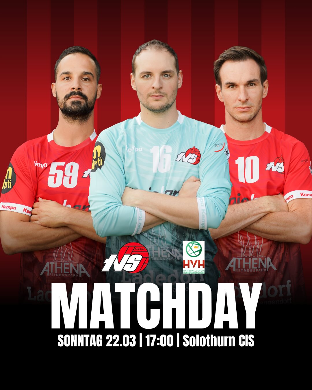 🔴⚪ Letztes Heimspiel der Saison – Derby-Time im CIS! ⚪🔴
Am Sonntag steht für den TV Solothurn das letzte Heimspiel der Saison an – und das gleich im Derby gegen HV Herzogenbuchsee. 🔥
Die Ausgangslage ist klar: Der TVS will die Saison in der oberen Tabellenhälfte abschliessen – und vielleicht sogar noch am Kantonsrivalen Olten vorbeiziehen. Gegen das aktuelle Schlusslicht ist ein Sieg Pflicht, doch unterschätzen darf man den Gegner keinesfalls.
💥 Besonderer Moment im CIS:
Für einige Spieler wird es das letzte Heimspiel im TVS-Dress sein.
👉 Marco Strähl, Simon Pfeuti und Thierry Sallin bestreiten ihr letztes Spiel vor heimischem Publikum.
👉 Auch Tim Oosterveld wird sich vorerst verabschieden und steht vor einer längeren Abwesenheit.
Ein Grund mehr, nochmals alles rauszuhauen – auf und neben dem Feld. ❤️
🙌 Kommt ins CIS und unterstützt das Team ein letztes Mal zuhause in dieser Saison lautstark!
📅 Sonntag, 22. März 2026
⏰ 17:00 Uhr
🤾🏻♂️ TV Solothurn vs. HV Herzogenbuchsee
📍 CIS Solothurn
📺 Liveticker in der Bio
👉 Ganze Spielvorschau auf unserer Webseite (Link in der Bio)