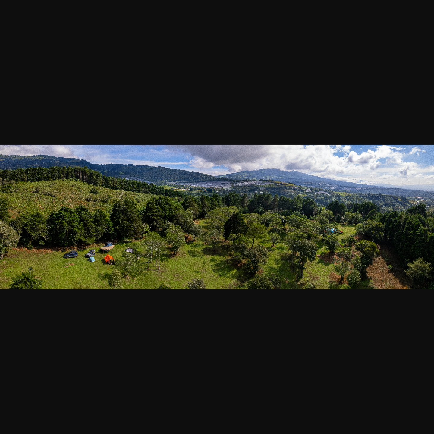 Swipe para más fotos!
Camping relax en @caprina_land
.
#camping #dji #djidrone #djidrones #djiair2s #air2s #dronephotography #landscapephotography #landscape #paisaje #volcanpoas