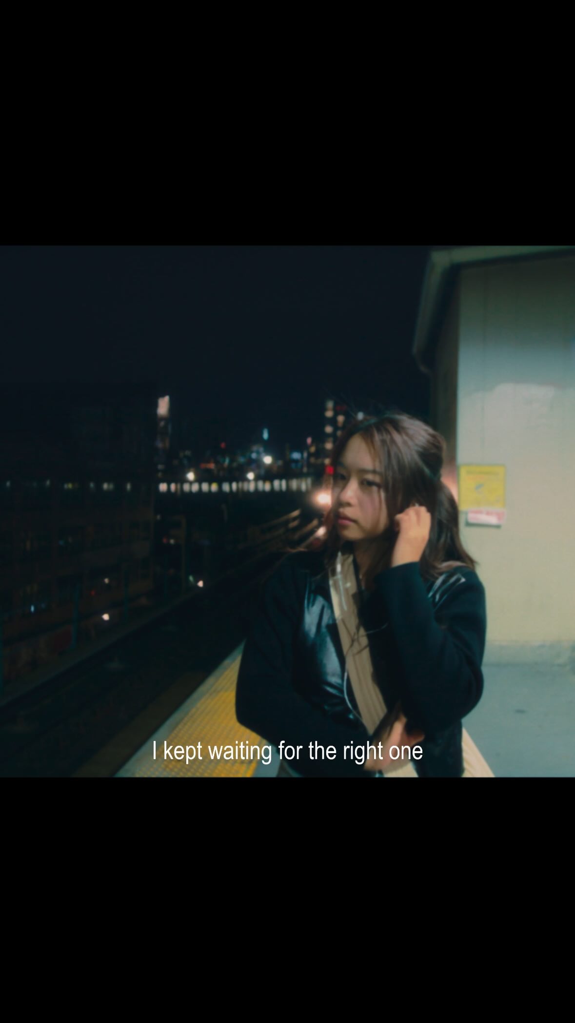 Thoughts from waiting at a train station .. turned <3 story 🚉
Shot on @sonyalpha fx3
Lens @siruiimaging 20mm t1.8 Anamorphic
Song: stop waiting by @cigsaftersex
#nyclove #SIRUI #filmmaking #sonyfx3 #shotonsony