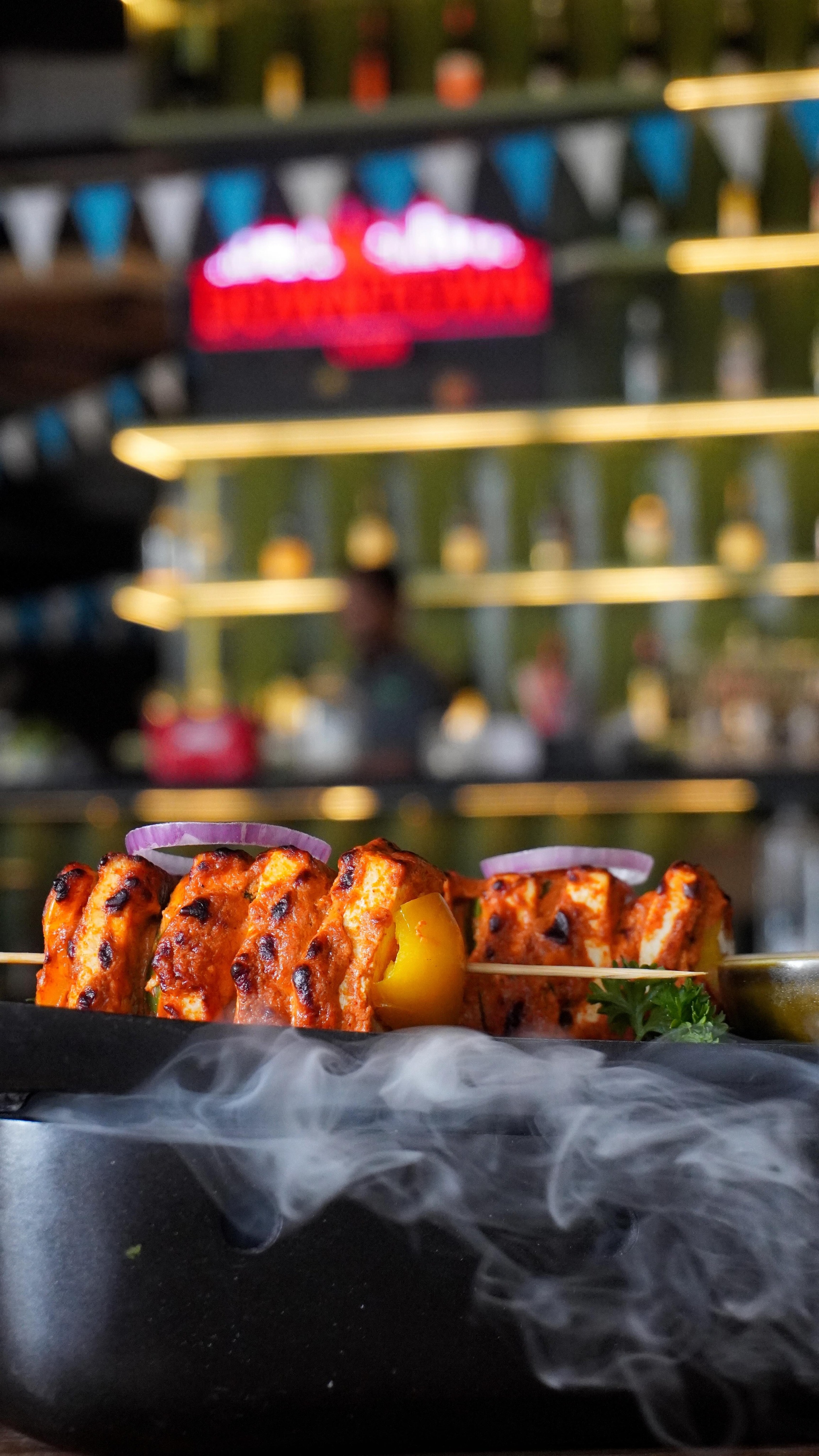 🍽️ Dinner or 🪩 dance floor?
At Downtown, you don’t have to choose.
Start with great food,
stay for the night. ✨
📍 Downtown Pune
#DowntownPune #PuneNights #FoodToDance #NightlifePune