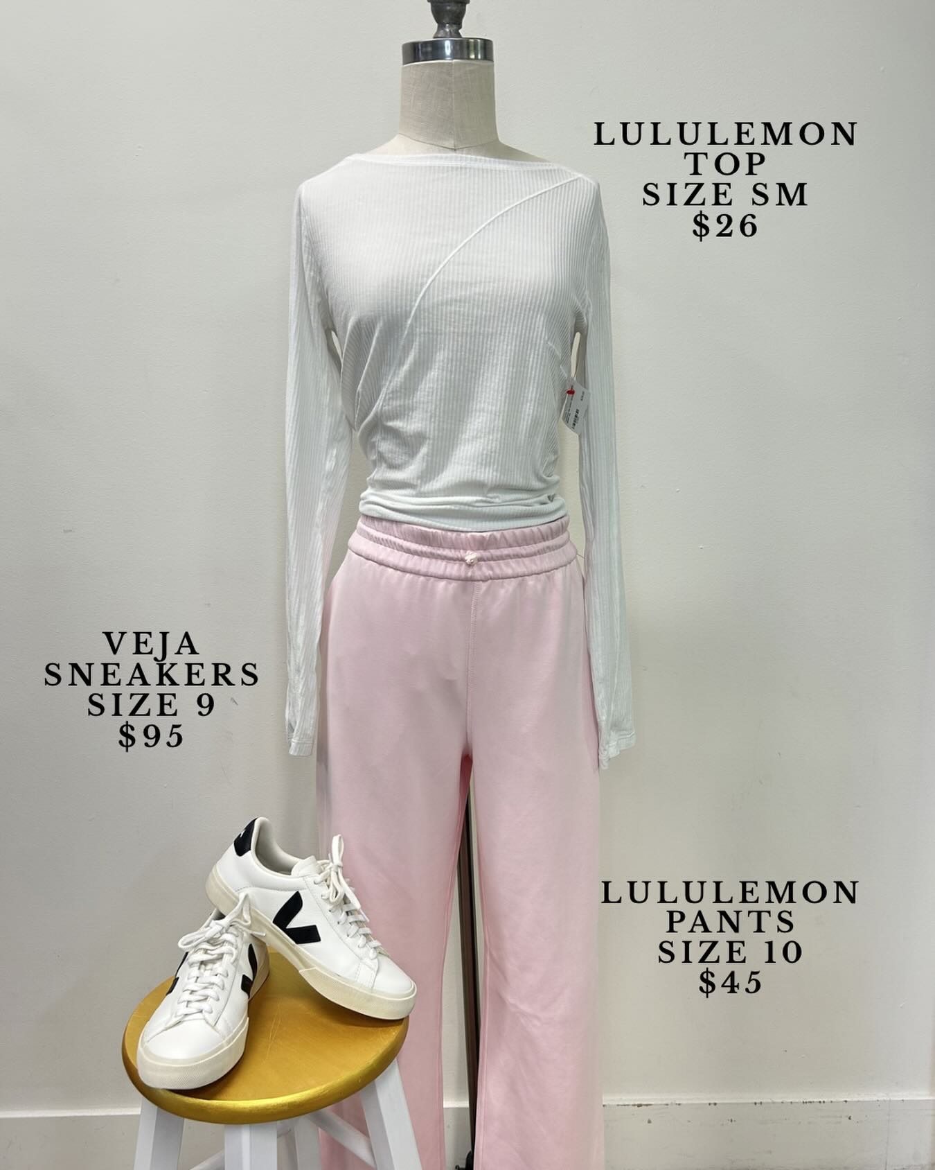 Ready to workout in this cute & comfy outfit 🏃♀️⭐️🩷