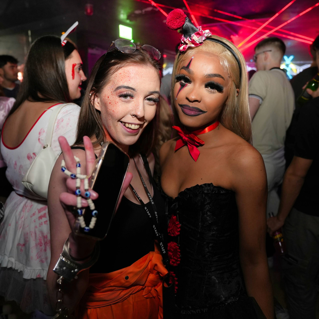 📍 Location: @ovationnightclubmaidstone 🌴
#nightclub #Halloween #HappyHalloween #Halloween2024 #SpookySeason #HalloweenVibes #TrickOrTreat #October31 #HalloweenParty #clubphotography #nightclubphotography