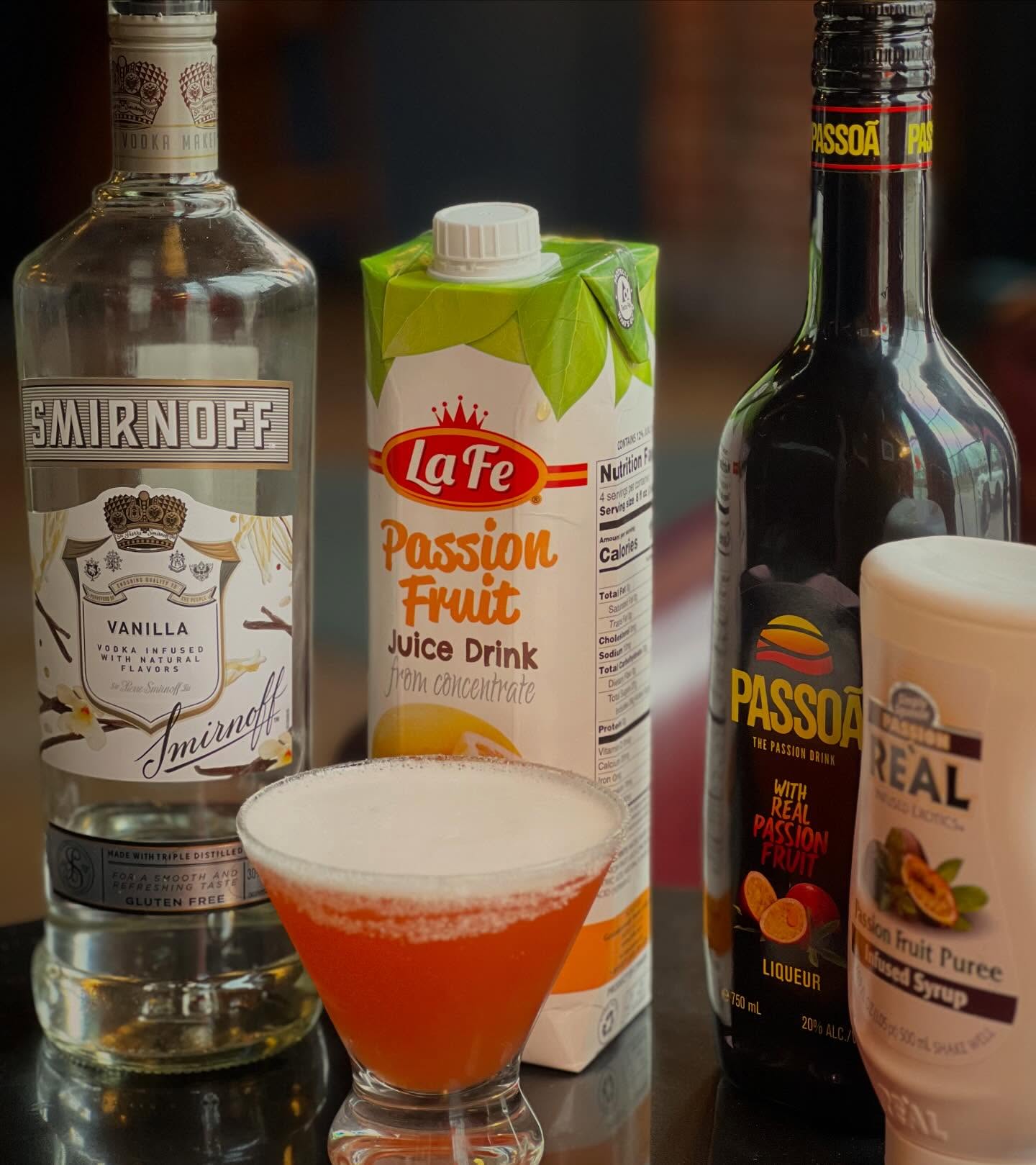 We have a passion for make great drinks.
Try our Passion Fruit Martini this weekend!
#passion #martini #craftcocktails #blackduck