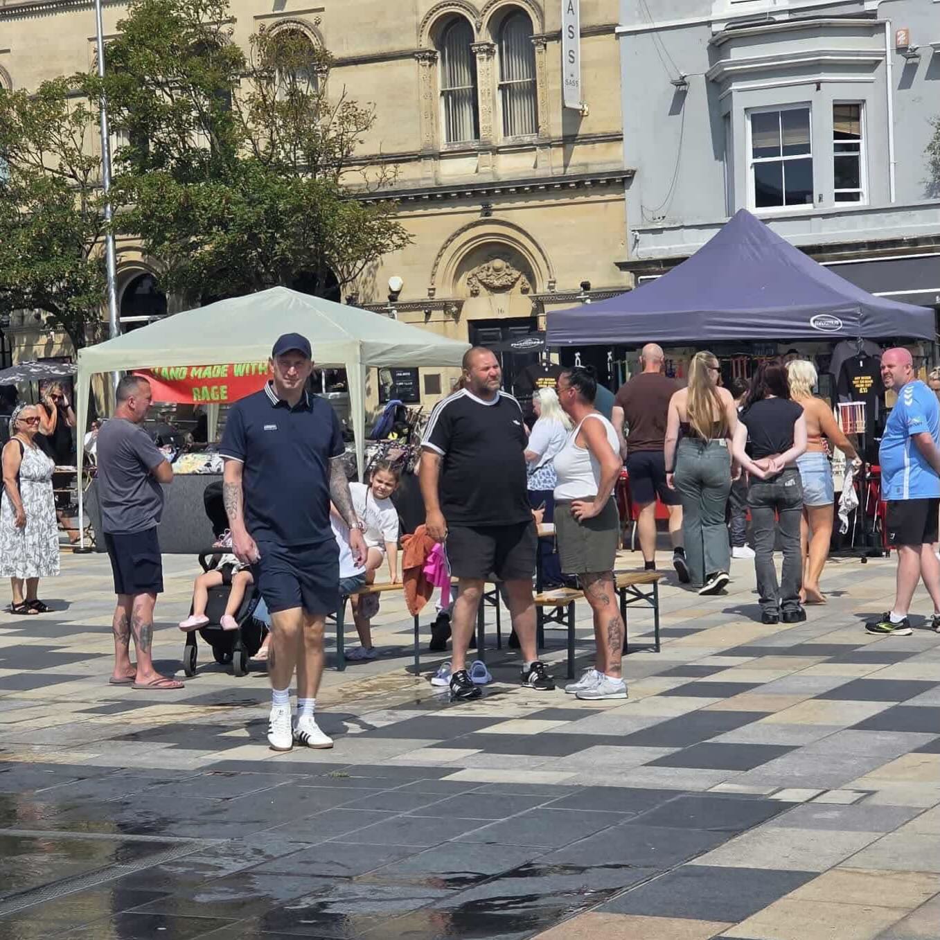 💥The wait is over! After a break over winter, we are back, and we genuinely can’t wait!
Weston Independent Market returns to The Italian Gardens this Sunday, 29th March, for our first market of 2026!
With over 35 brilliant independent traders selling street food, handmade gifts, local products, craft drinks, gifts and more, PLUS a proper buzzing community atmosphere... this is what Weston town centre is all about.
Every penny you spend at one of our markets goes directly to small, independent business owners, so it’s not just a nice day out in Weston; it helps to keep your high street alive and thriving.
Come along and enjoy some outdoor shopping, bring the family, and kick off 2026 in proper Weston style. 🛍️
Look who’s there this Sunday!
Loaded Fries
Ripe Cheese
The Cheese Connection
PJs Gourmet Sausage Rolls
Dough Bros
Common Loaf Bakery
SB Bakes
Turkish Flavour Hub
Greek Olives
Bombay Bazaar
Kumbites
Fat Head Brewery
Scapegoat Gin
GiTi Studio
Silver Fox
GCW
Gallery 59
Ivory & Mace
The Wife and I
It’s a Man’s World
Eerie Emporium
Divine Gems
Dahlia Candles
Pop Up Pet Shop
Maggie Rose Beads
Nick and Alex Signs
Creative Craftworks
Red Fox Bush Craft
HTG Fashions
Rambo Rocks
Jurassic Home Solutions
Avon Wildlife Trust
RSPB
📍 This Sunday · The Italian Gardens, Weston Super Mare from 10am - 3pm What3Words: modes.select.likely
Who are you most excited to check out? Drop a comment below and tag a friend you’re bringing along with you!
See you all on Sunday ❤️
#foodgoodscommunity #westonsupermare #westonmarket #somersetmarkets