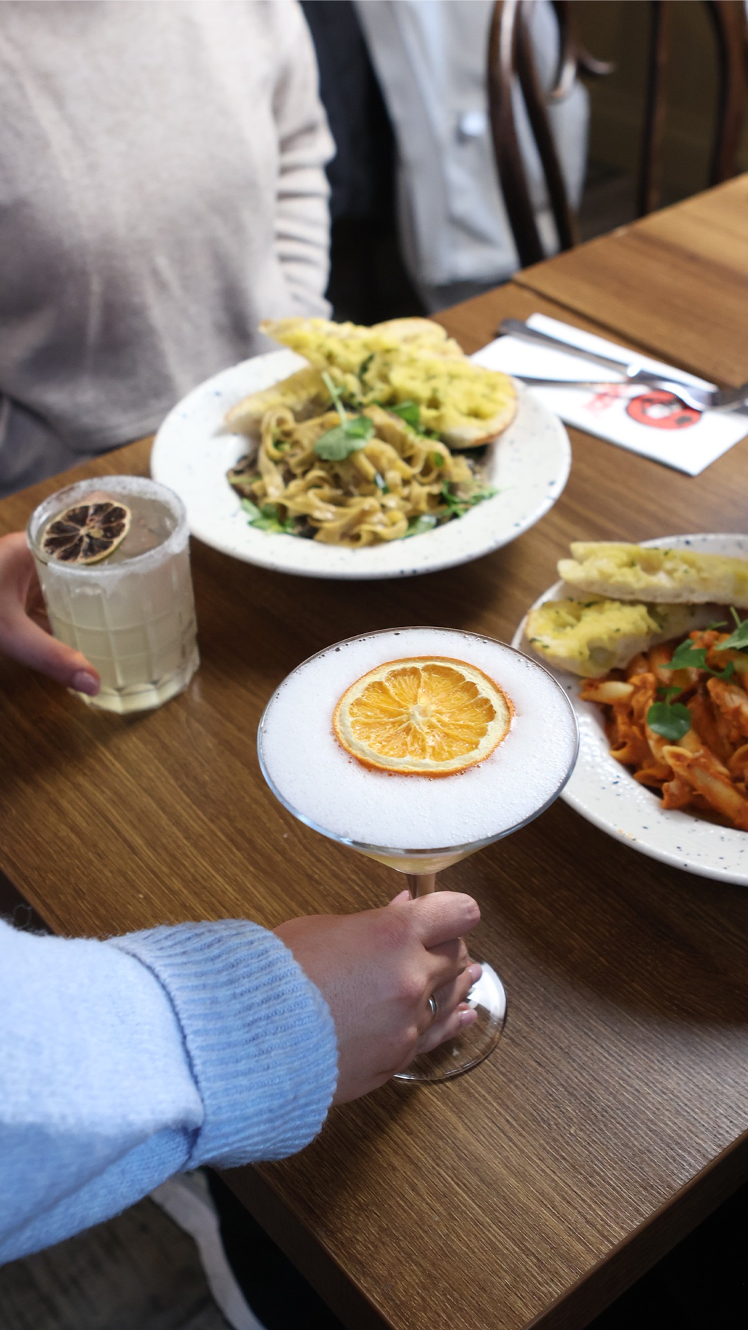 WILL WE GET BOTH?
Yes please🤤