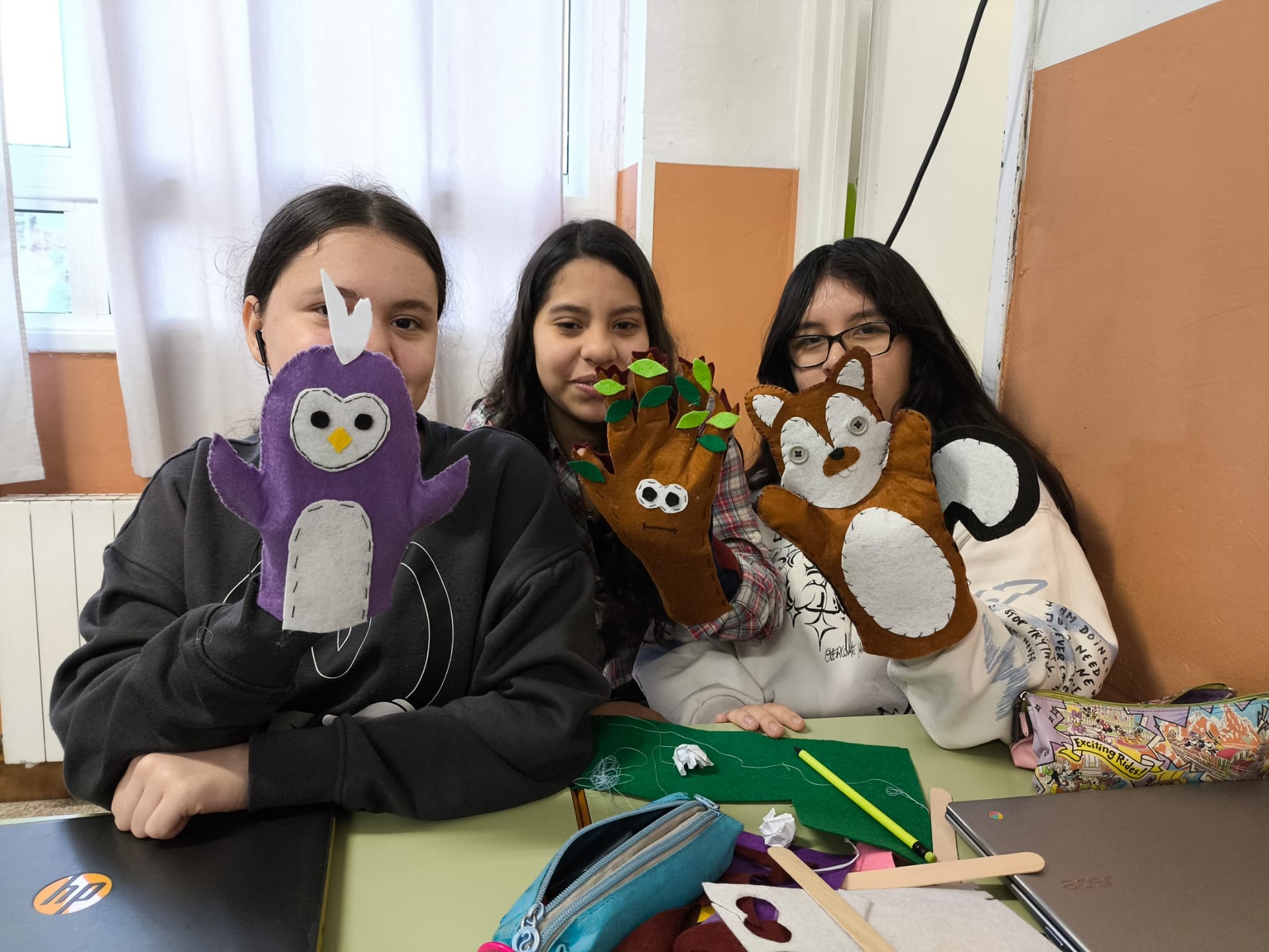 3r d'ESO ha explicat històries als més petits de la casa!
💚💚💚
#EsperitPiaget
#PassioPerlEscola
#SomEscola
#ElCarmel