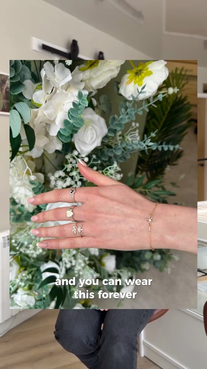 People are always curious about permanent jewellery?
You choose your chain, add a charm if you like, and we simply weld it.
✨ Make it forever ✨