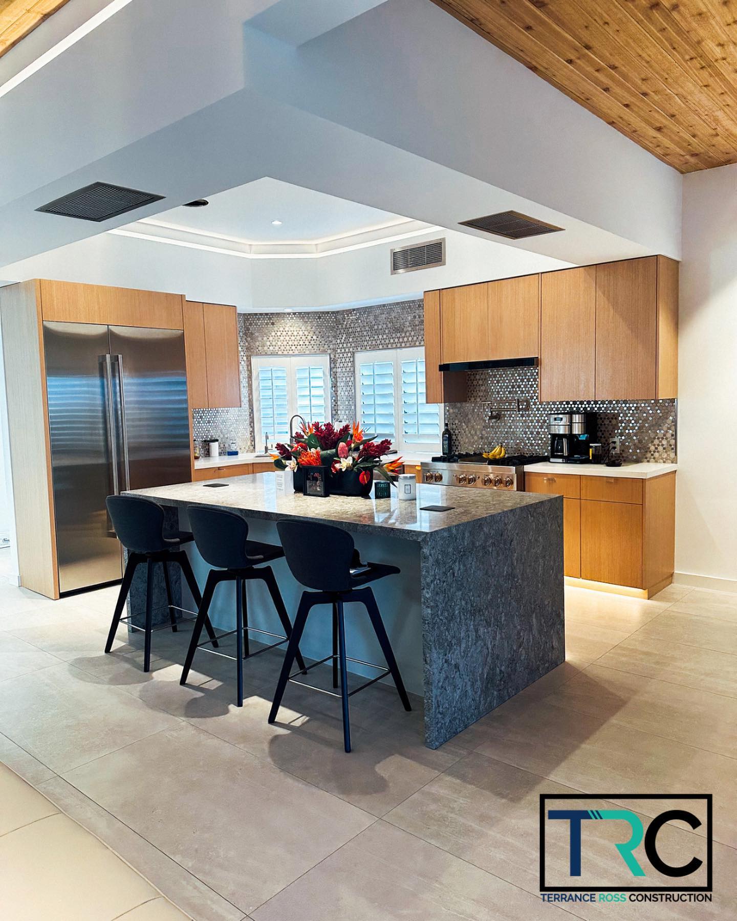 Mixing different materials in your home can customize your dream space like no other. From porcelain tile to cedar ceilings. What makes your home unique?