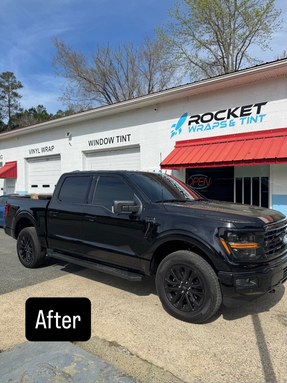 Blacked out and dialed in 😎🔥
This truck just got the full upgrade:
🖤 5% Ceramic tint on sides & rear
🌤️ 50% Ceramic on the windshield for heat rejection without killing visibility
🛡️ Windshield protection skin added for that extra defense
Clean look + serious protection = done right at Rocket Wraps & Tint 🚀
#windowtint #pittsboronc #ceramictint #geoshield #fordf150