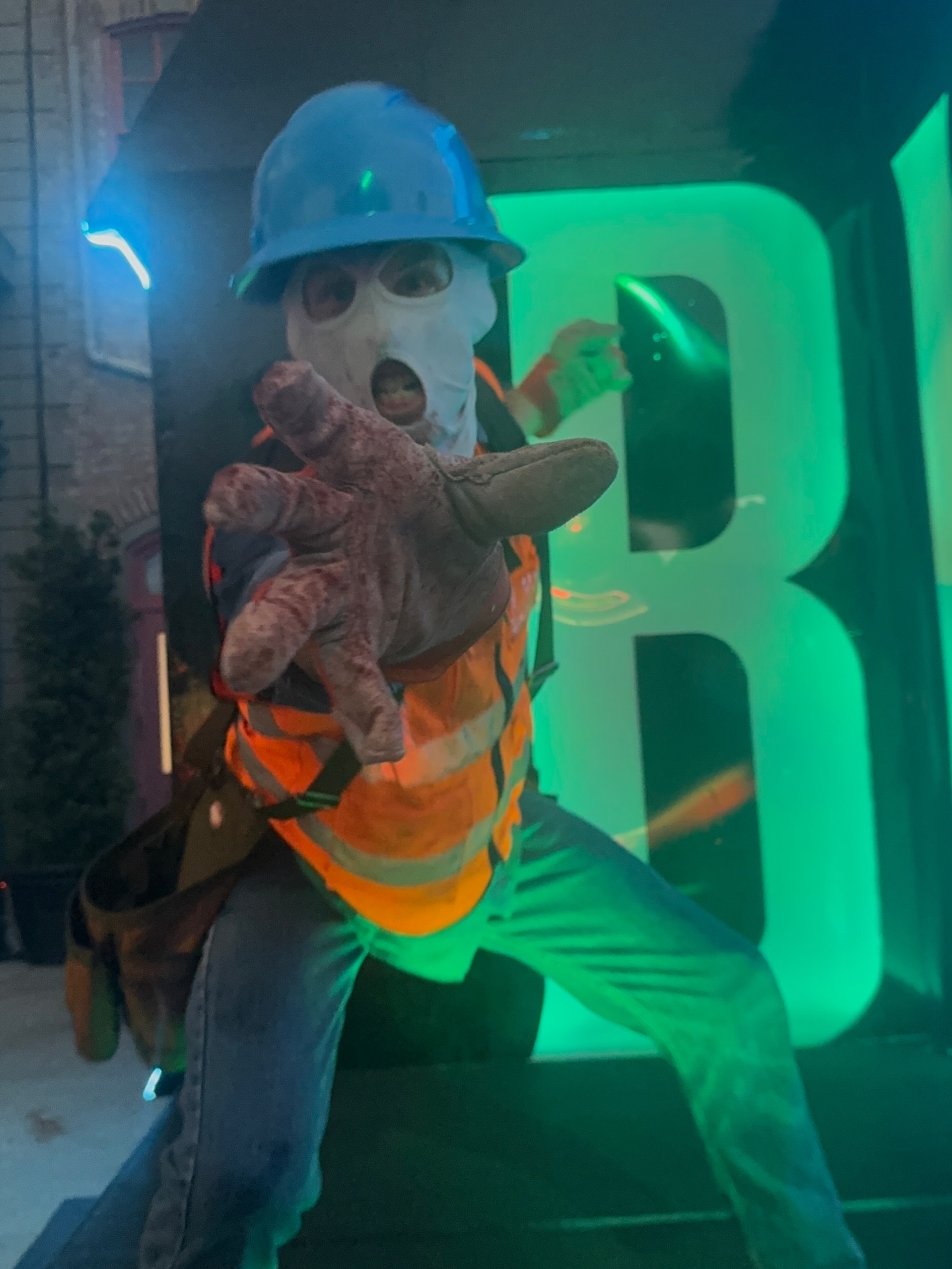 🎃 HALLOWEEN HORROR NIGHTS 35 TICKETS ARE NOW ON SALE
Halloween Horror Nights 35 is officially open for booking at Universal Orlando Resort—and the most popular dates and upgrades will go quickly.
🗓️ Select nights: August 28 – November 1
Here’s what’s available right now 👇🏼
🎟️ Ticket & Experience Options
•Single-night event tickets
•Express Passes to skip the lines
•R.I.P. Tours + Private R.I.P. Tours
•Behind the Screams: Unmasking the Horror Tour
•Vacation packages with event admission, park tickets, and on-site hotel stays with perks
💥 Premium Scream Night is BACK
📅 August 27 & October 19
✔️ Limited capacity
✔️ Lower crowds
✔️ More houses in one night
This is one of the fastest-selling events every year—especially Express Passes and tours.
Castle Coaches Travel handles the strategy behind it.
We help you pick the right night, decide if upgrades are worth it, and build a full plan so you’re not spending the night in lines.
If you’re thinking about going, this is the time to lock it in.
👉🏼 Ready to go? Send us a message or fill out our quote form to lock in your Halloween Horror Nights plan before availability starts disappearing.
.
.
#HalloweenHorrorNights #UniversalOrlando #HHN35 #universaltravelexpert #CastleCoachesTravel