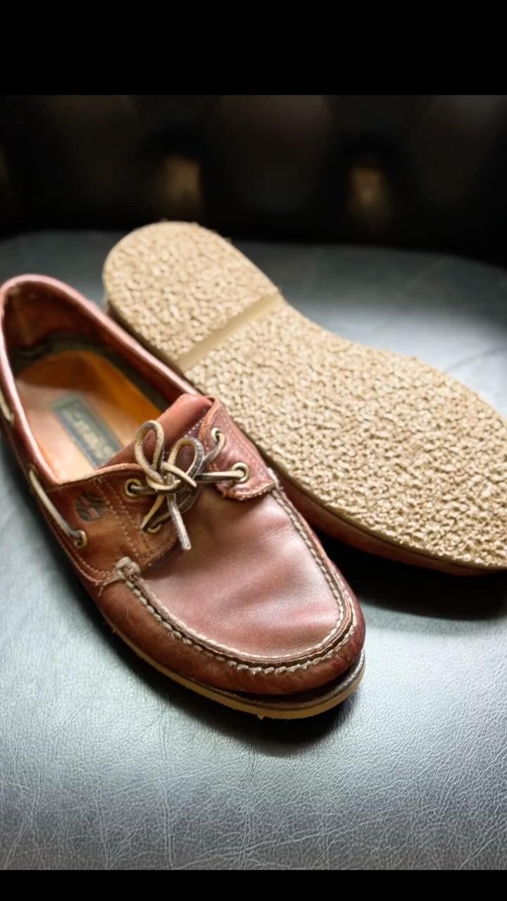 #timberland boat shoe repair
#shoerepairer #shoerepair #colne #lancashire