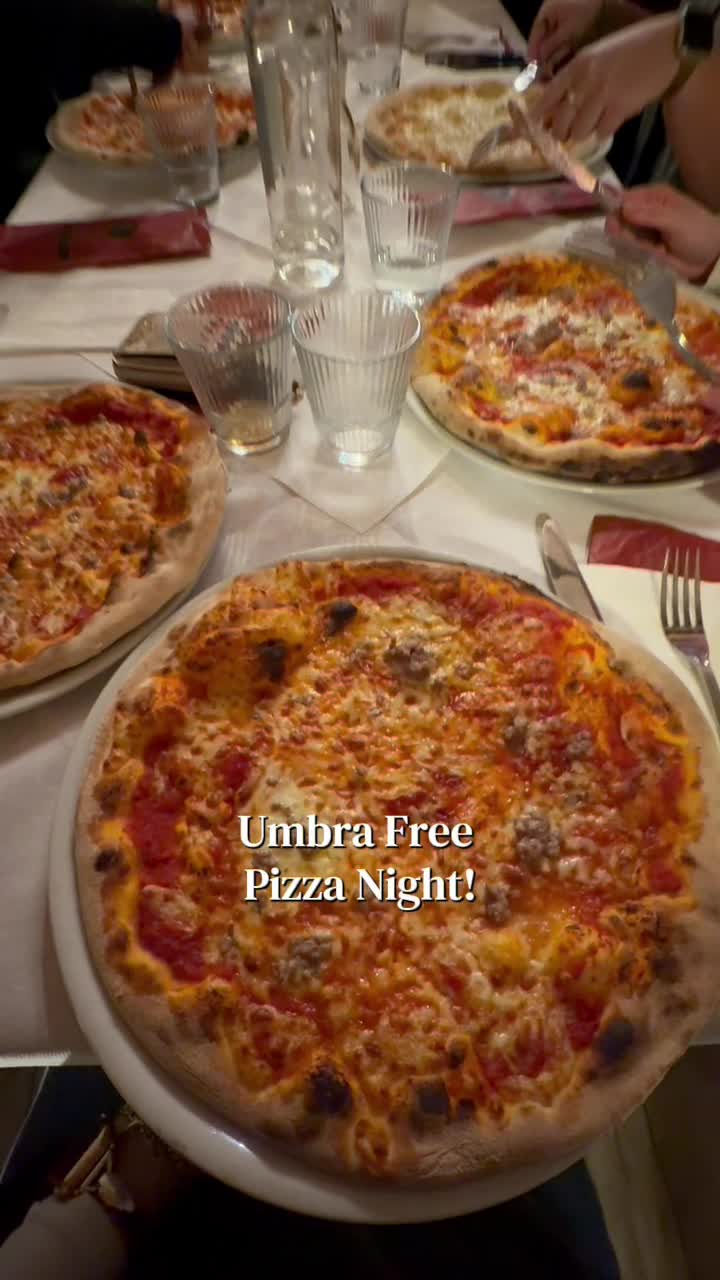 Pizza Night Explained 🍕If you need a little break from cooking at home, come join us for Pizza Night!
ㅤ
Our Sarah stopped by with her friend to enjoy a night with the Umbra fellows—sharing delicious pizza right in the city center.
ㅤ
Community is about sharing, and pizza is simply the best way to end the day!
ㅤ
Learn more about studying abroad at Umbra Institute: umbra.org
ㅤ
#perugia #umbrainstitute #pizza #studyabroad