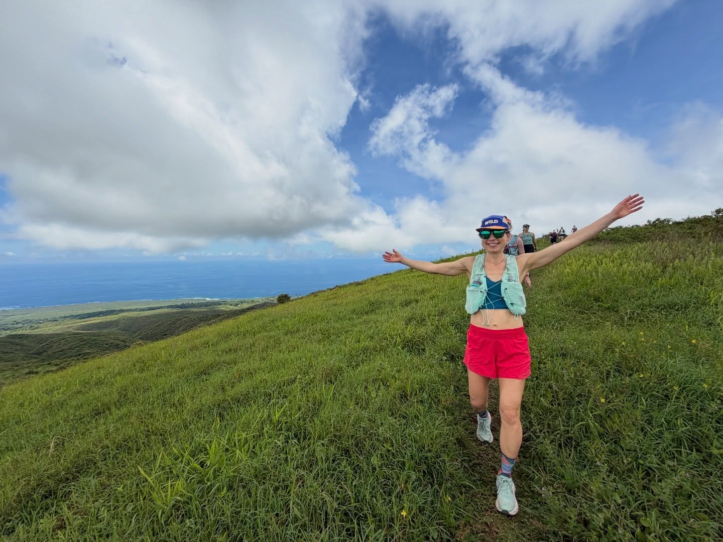 Run fast. Eat slow. Galapagos Running Retreat
Day 4. We took an inter-island flight to San Cristóbal Island. There, we experienced our most challenging—but absolutely spectacular—run, descending from the highest point of the island all the way down to the sea. Later, we visited a local coffee farm, where we learned about the process and enjoyed tasting a refreshing cold brew—a perfect way to unwind after an epic day.