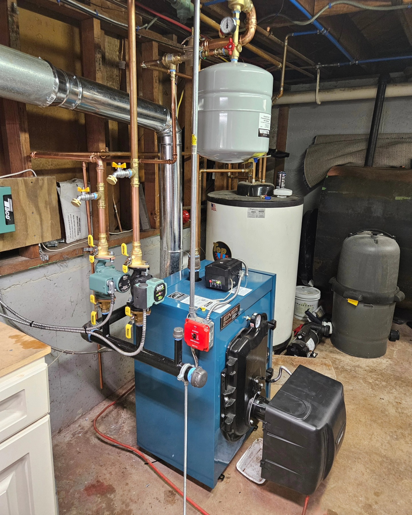 One more for the books! Oil boiler swap out for a good customer of ours. The old boiler was about 2 times bigger than it needed to be. Going forward, that's money in our customers' pocket. SWIPE FOR BEFORE PICTURES ⏩️ Call us for a FREE estimate 203-305-6453