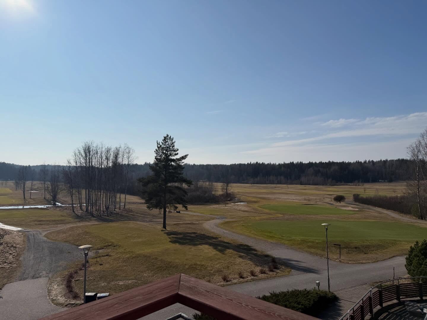 Päivän tilanne. +7 C, UV: 1