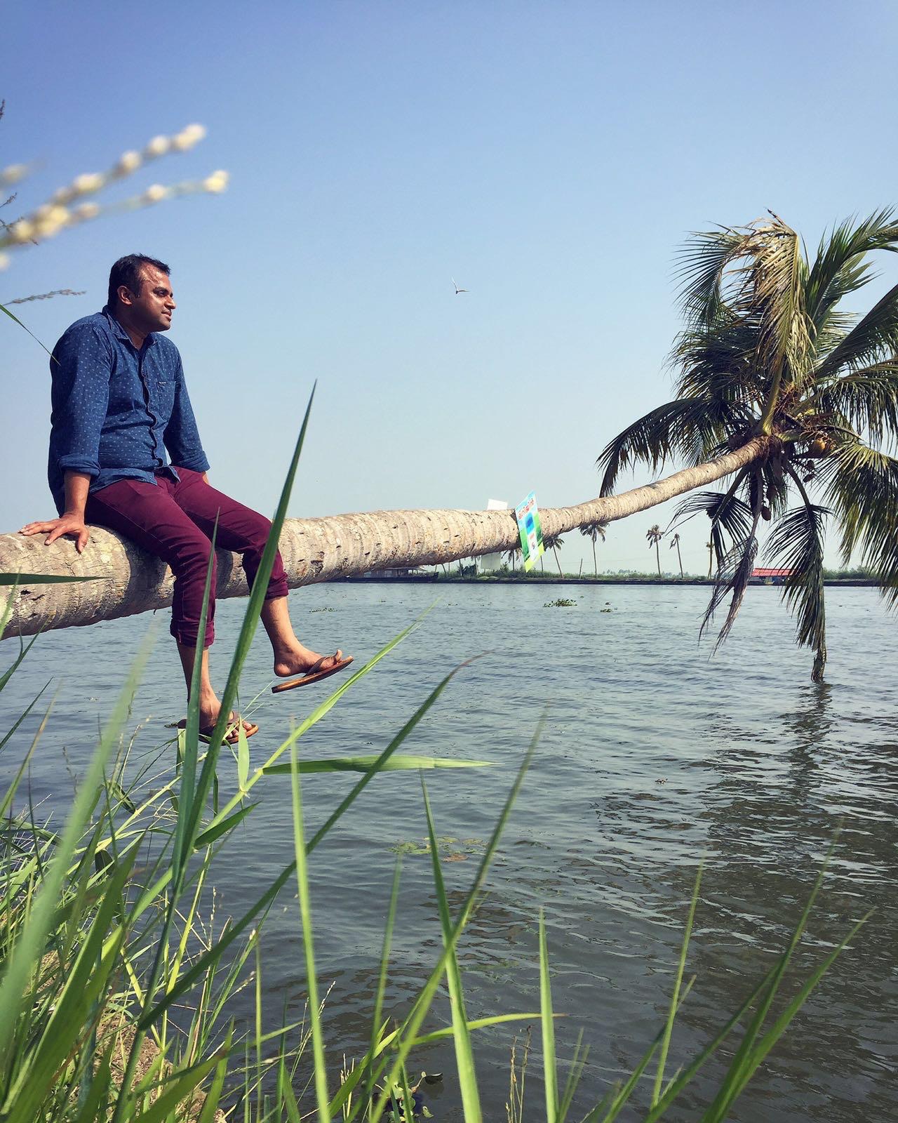 Pop- up
The Mighty Malabar - spice takes from the west coast
The next pop up will be at the beautiful intimate dining area upstairs at @plateauwinebar
We will be visiting the historic coast of Malabar and tasting some of the celebrated dishes from the states of Maharastra, Goa, Karnataka and Kerala .
Along with the dishes you will get to hear the stories, history and culture as this coast was the gateway to the world’s spice trade when the first Portuguese ships landed on 20th May 1498.
This coast had a major impact on the economy and martime trade on Europe and major ingredient exchange that influenced the cuisines of that region.
A curated wine and cocktail list by the expert team of plateau will be available that evening.
Link in bio to book or email hello@chefkanthi.com