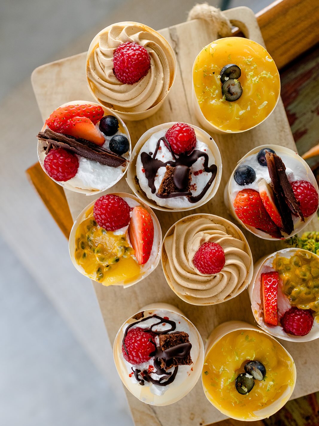 As miniaturas que completam os nossos bolos da Páscoa! 🐣 🍫🐰🍓
Corra para o nosso site e faça já a sua encomenda! 💻Obolodamarta.pt