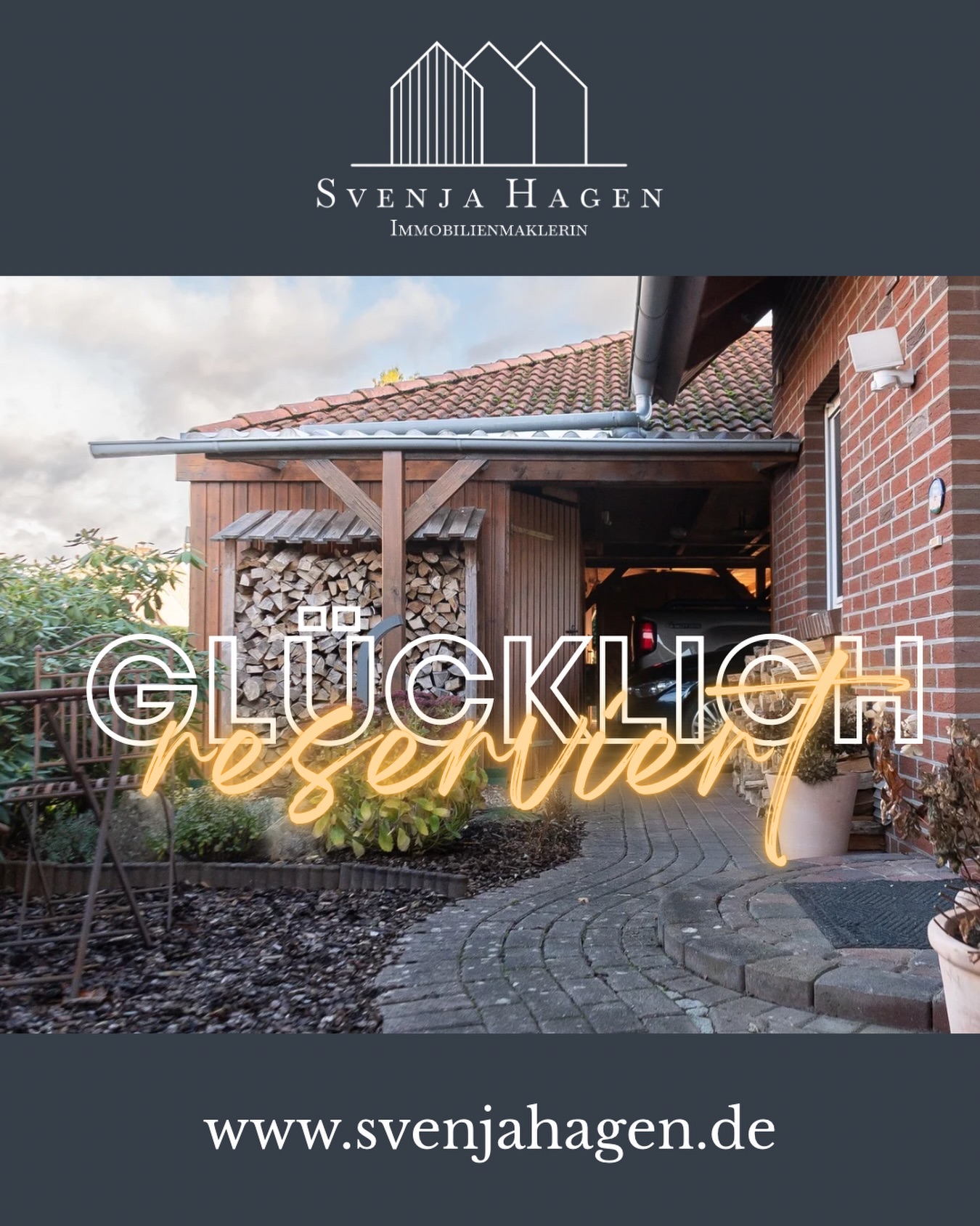 ✔️ RESERVIERT
✨
Familientraum mit Premium-Küche – und einer ganz besonderen Geschichte! 🏡💛
Diese wunderschöne Doppelhaushälfte in der Elbmarsch hat ihre neuen Besitzer gefunden – und diesmal war der Weg dorthin mindestens genauso besonders wie das Haus selbst.
Denn: Die zukünftigen Eigentümer sprechen Spanisch, ich spreche Deutsch… und trotzdem hat die Besichtigung einfach großartig funktioniert. 😄
Mit Händen, Füßen, ganz viel Lachen und guter Energie – und genau das hat diesen Termin so besonders gemacht.
👉 Es zeigt mal wieder: Immobilien verbinden – ganz egal, welche Sprache man spricht.
Ein paar Highlights dieses tollen Zuhauses:
✔️ Doppelhaushälfte | Baujahr 2003
✔️ ca. 120 m² Wohnfläche | 5 Zimmer
✔️ Tageslichtbad & Gäste-WC
✔️ Kamin für gemütliche Abende 🔥
✔️ hochwertige LEICHT-Einbauküche
✔️ ca. 350 m² Sonnen-Grundstück ☀️
✔️ Doppelcarport & praktische Abstellflächen
Ein Haus voller Möglichkeiten, das jetzt mit neuem Leben, neuer Sprache und ganz viel Herz gefüllt wird. 💛
Ich freue mich riesig für die Käufer und Verkäufer – und ganz besonders über diese außergewöhnlich schöne Zusammenarbeit.
👉 Du suchst auch dein Zuhause oder möchtest deine Immobilie verkaufen?
Melde dich gern bei mir!
📩 moin@svenjahagen.de
📞 +49 173 4946527
#reserviert #elbmarsch #immobilienliebe #doppelhaushälfte #zuhausefinden