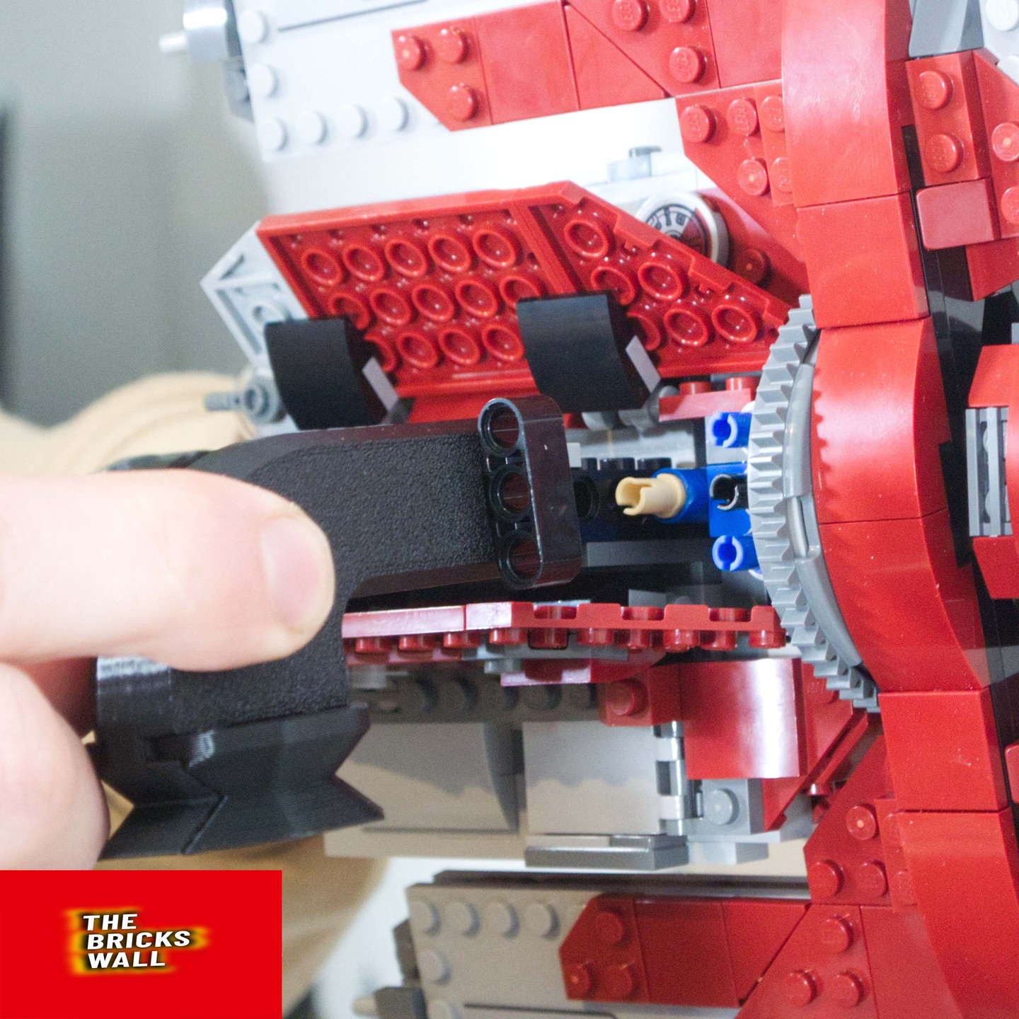 Ahsoka T-6 Shuttle 75362