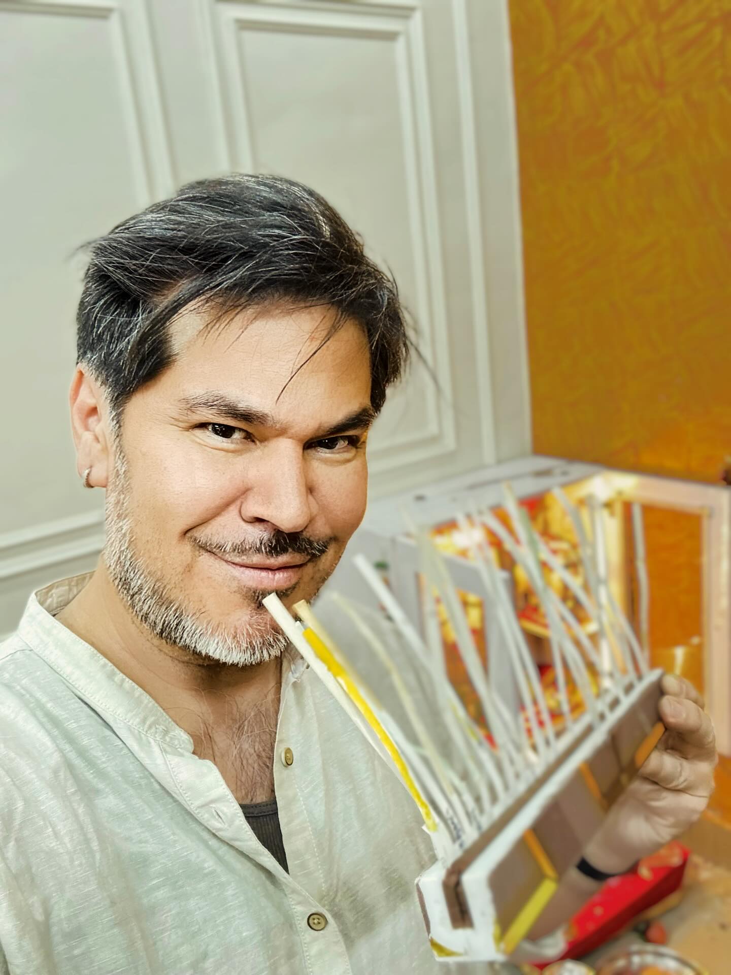 Hecha la selección de materias primas para mi nueva composición 100% natural, en exclusiva para @scentatollcn!
Un abrazo desde Kannauj @puja_perfumery!
#ricardoramosperfumesdeautor #workinprogress #artisticperfumery #naturalperfumery #kannauj