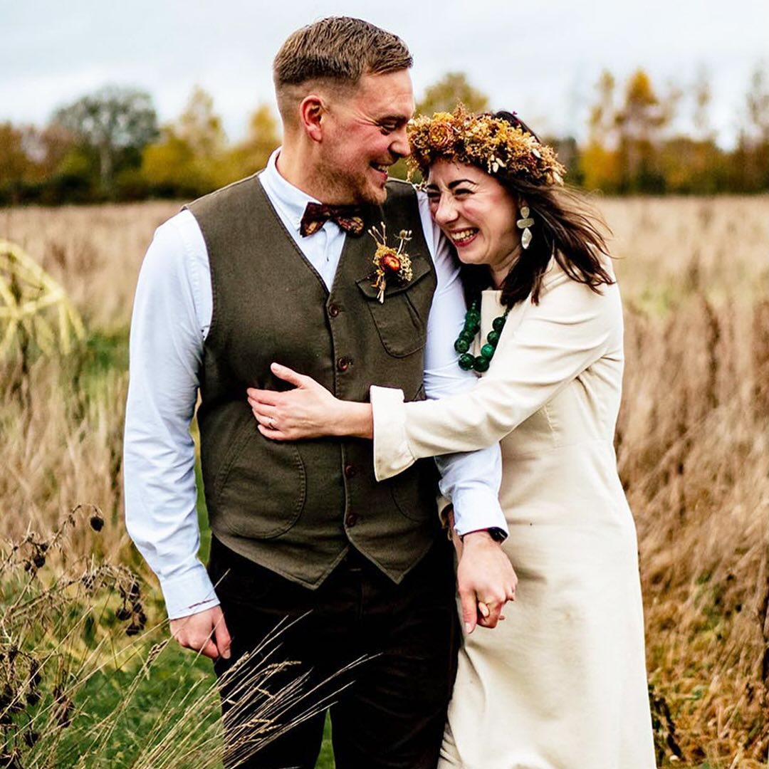 Emma & Wills intimate family wedding
@thefirepitcamp
@boomtingbunting
@thewildfolkflorist