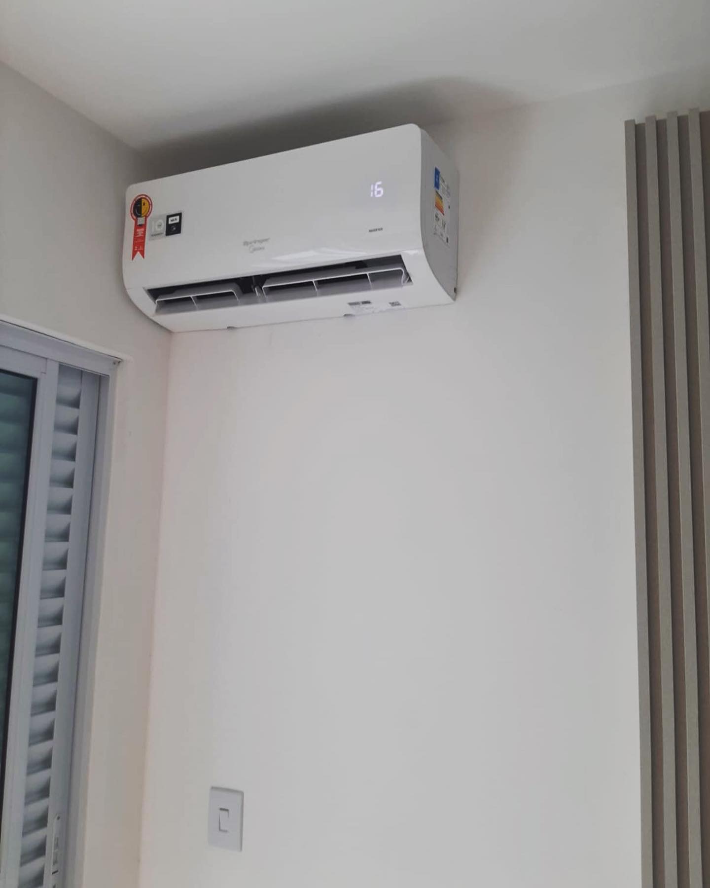 Bom dia ! Brasil
Instalação de ar condicionado marca @mideabrasil …
Qualidade eficiência só com a @climasp.arcondicionado
Arrasta pro lado e veja a execução do serviço ! De primeira qualidade 👏👏🚀🚀