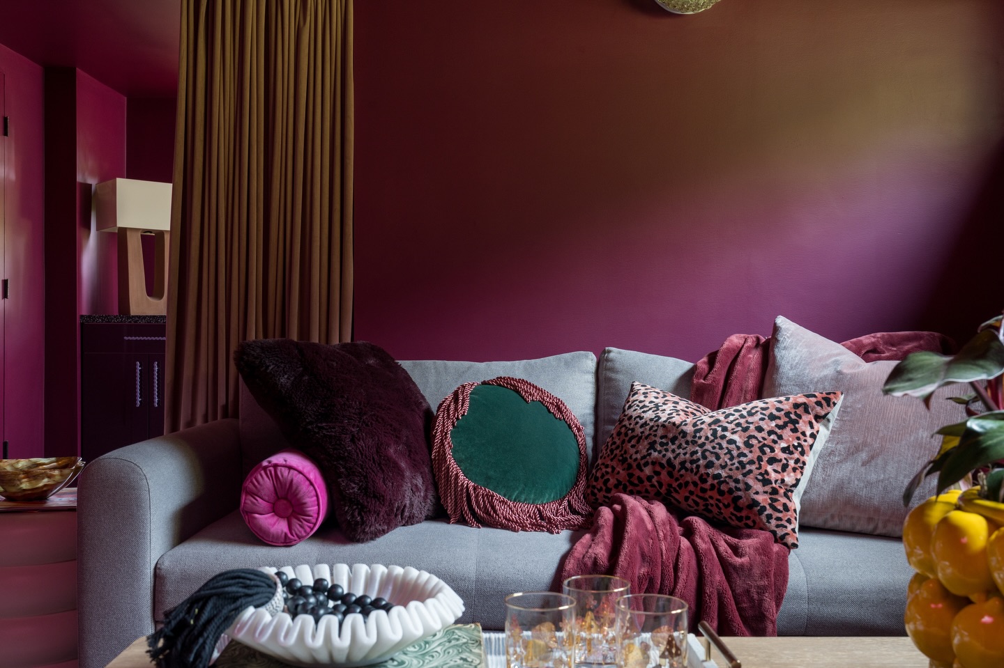 Proof that neutral is overrated.
We went full mood in this corner with wine-soaked walls, a little leopard, a little fringe, a little “should we?” turned into absolutely yes. Also shout out to @jessielaneinteriors for the custom Diddis pillow!
Because here’s the thing no one tells you: the rooms people remember aren’t the safe ones… they’re the ones that feel like something.
Would you go this bold in your own home or are you playing it safe? 👀
Design @kiki_designstudio
PC @charlotteleaphotography