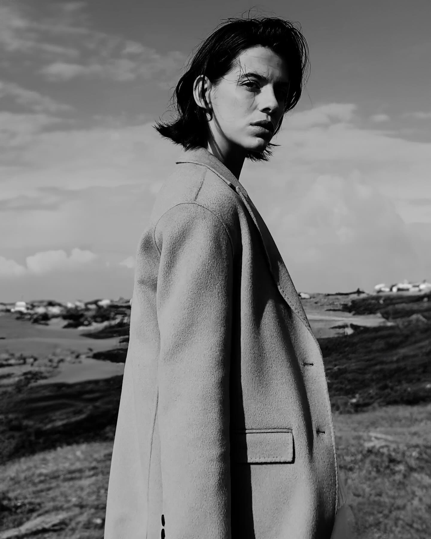 Herbst/Winter Kollektion 2024/25 – @iris_von_arnim Zeitlose Eleganz für die kühlen Tage. 🍂
#aw2425 #irisvonarnim #luxuryfashion