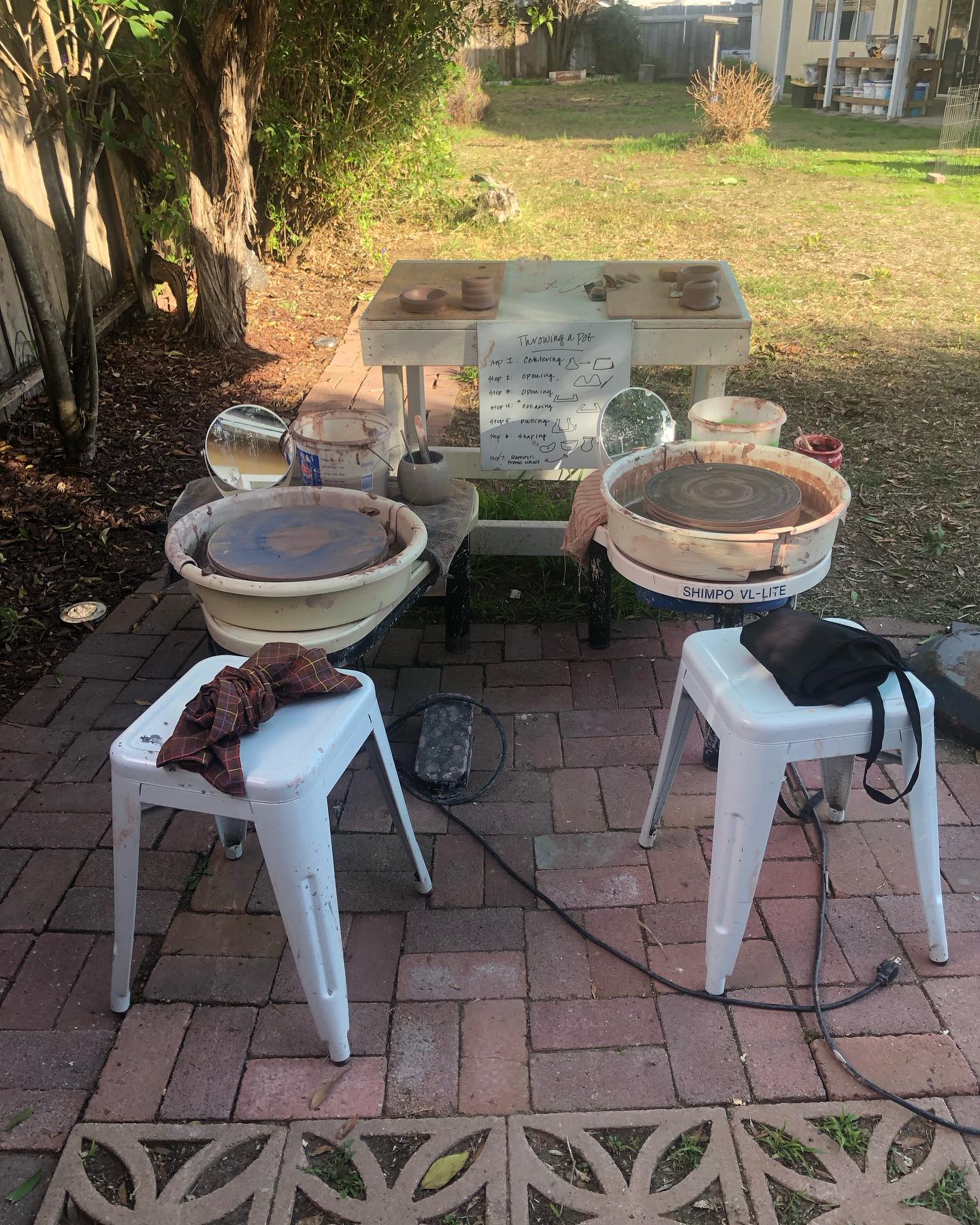 🌀✨💫💝
#ceramicstudio #sheshed #ceramics #pottery #throwingclay #clay