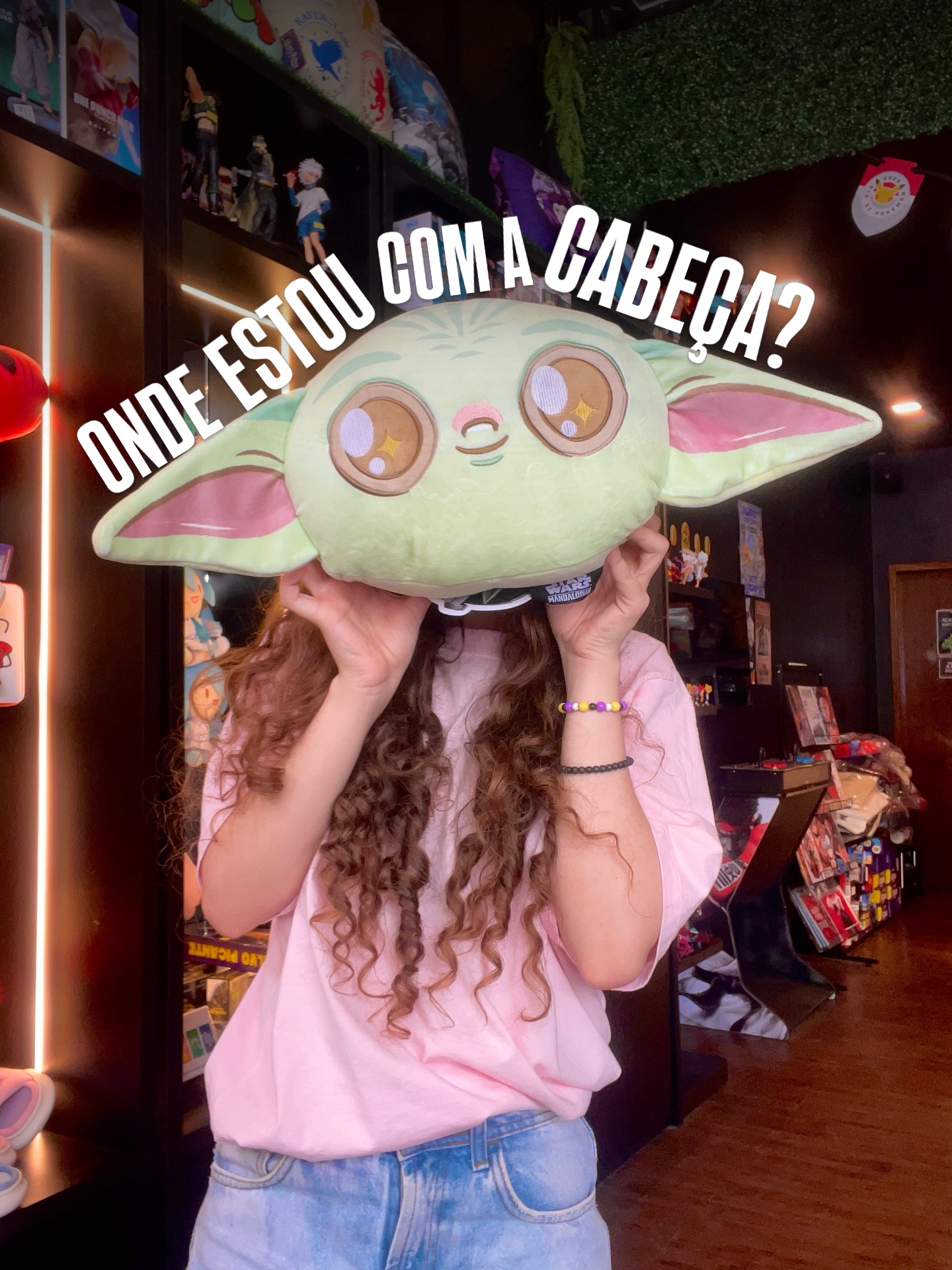 🧠✨ Olha onde eu tô com a cabeça… 😅
Aqui na Orcs tem almofadas de vários estilos, formatos e personagens — pra você escolher a que mais combina com você (ou substituir a cabeça mesmo, quem sabe 👀)
E isso é só uma parte… tem muitos outros modelos na loja esperando por você 💚
Qual você usaria? #almofadas #orcscave #geek #disney #almofadasestampadas