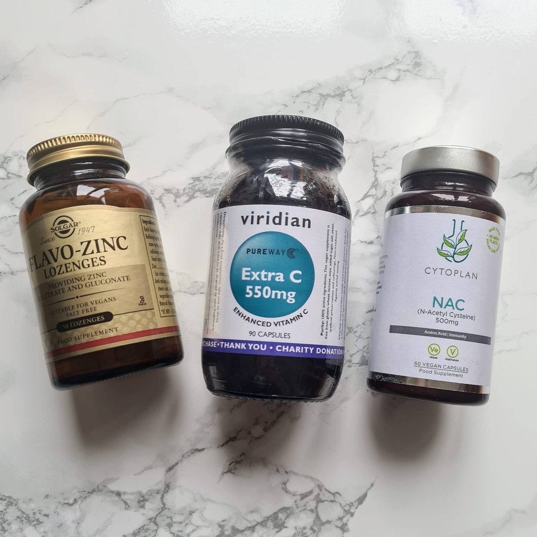 MY COLD ACTION PLAN 🤒
Today I woke up with the start of a cold. We’re travelling to Dublin for half-term, so I am determined to nip this in the bud and thought I would share how I do this:
💊 Vitamin C: Studies suggest that taking vitamin C at the onset of cold symptoms may help reduce its duration and severity. I take 500 milligrams @viridiannutrition vitamin C every 4 hours.
💊 Zinc lozenges: Lozenges allow zinc to come into direct contact with the throat, where cold viruses typically enter and replicate. This has also been shown to reduce the severity and duration of cold symptoms. I take one @solgarukireland zinc with my vitamin C every 4 hours.
💊 NAC: NAC helps thin mucus in the 🫁airways, making it easier to breathe when you're congested. I take 500mg @cytoplan_ NAC 2-3 times/day away from food.
🍯 🍋 Warm raw honey and lemon juice: Hot drinks thin mucus. 🍋Lemon is a source of vitamin C and raw 🍯honey has antimicrobial properties.
🧄 Raw garlic: 🧄Garlic contains allicin, a compound with antimicrobial properties. I like to ferment it in 🍯honey and take this at the onset of a cold.
🥣 Soup: For lunch I made a comforting bowl of soup with roasted peppers, tomatoes, and garlic. The hot liquid can thin mucus. Also, red and orange vegetables contain beta-carotene which protects the mucous membranes in the lungs.
🚶♀️Walk: I had a gentle walk after lunch as mild exercise can help clear our lungs.
🍛Curry: I made tofu curry (recipe on my page) with turmeric and ginger for my dinner. Both turmeric and ginger may reduce inflammation and support immunity.
😴I will top this off with an early night and keep my fingers crossed for tomorrow!
For transparency, this post isn't sponsored. I've paid for the supplements myself
Note: this is what works for me. If you decide to supplement, please get advice from a healthcare practitioner.