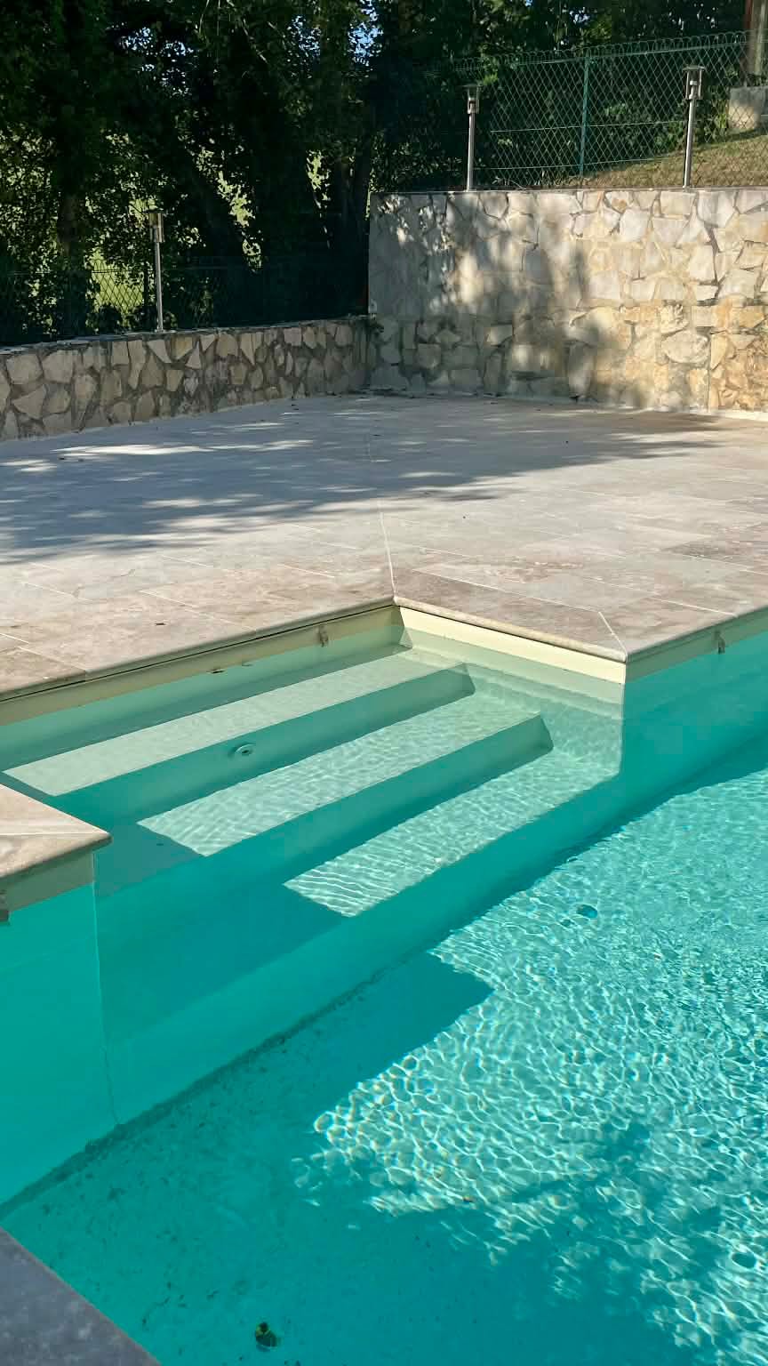 Can not wait for more of these beauties …not to mention the scorchio weather ☀️☀️☀️just looking at the pics makes me want to grab my sunnies 😎 #pooldesign #dreampool #pool #southwestfrance #swimmingpool
