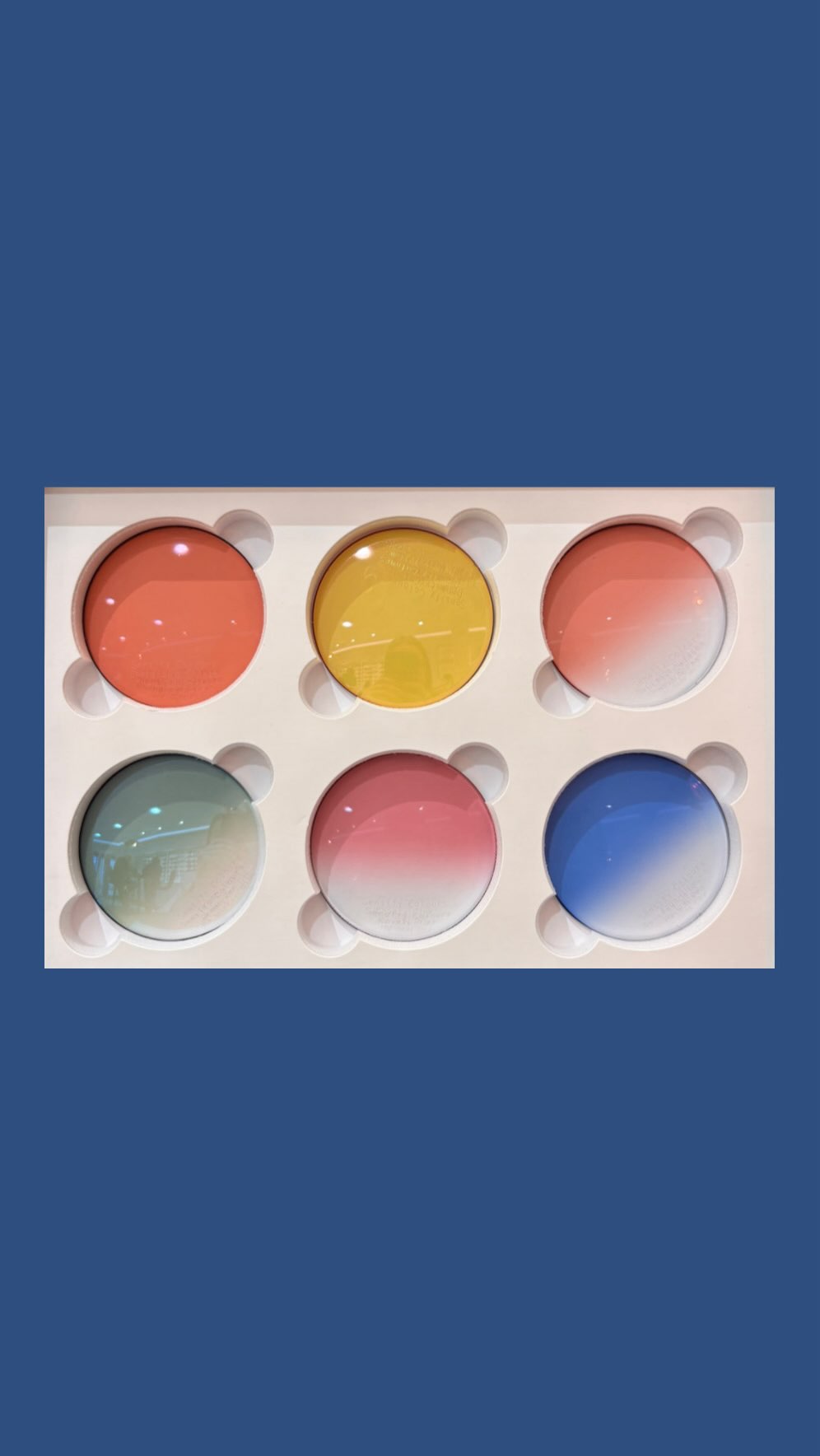 Anzeige wegen Markennennung
Mit den neuen Hoya Sensity Colours wird deine Brille zum echten Statement.
Stylisch getönt, selbsttönend und perfekt angepasst an das Licht – für maximalen Komfort und einen Look, der auffällt.
Find die passende Farbe für dich!
#optikaugenblick #hoya #selbsttönend #donauwörth #brille