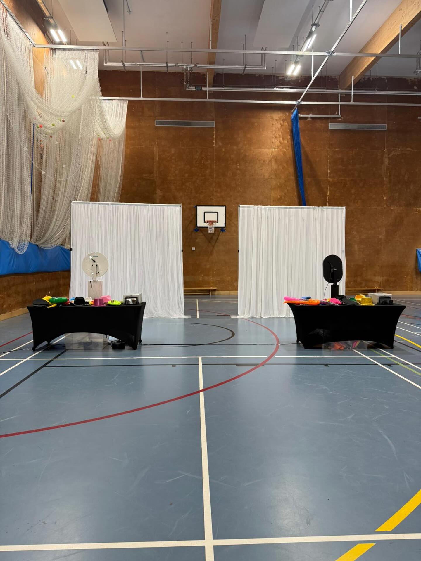 Two pod and prints out today for a culture day at a school. Thank you to @balloonsandeventsbylisajoannne for helping out today ☺️